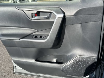 2025 Toyota RAV4 HYBRID Hybrid XLE