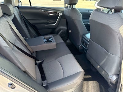 2025 Toyota RAV4 HYBRID Hybrid XLE