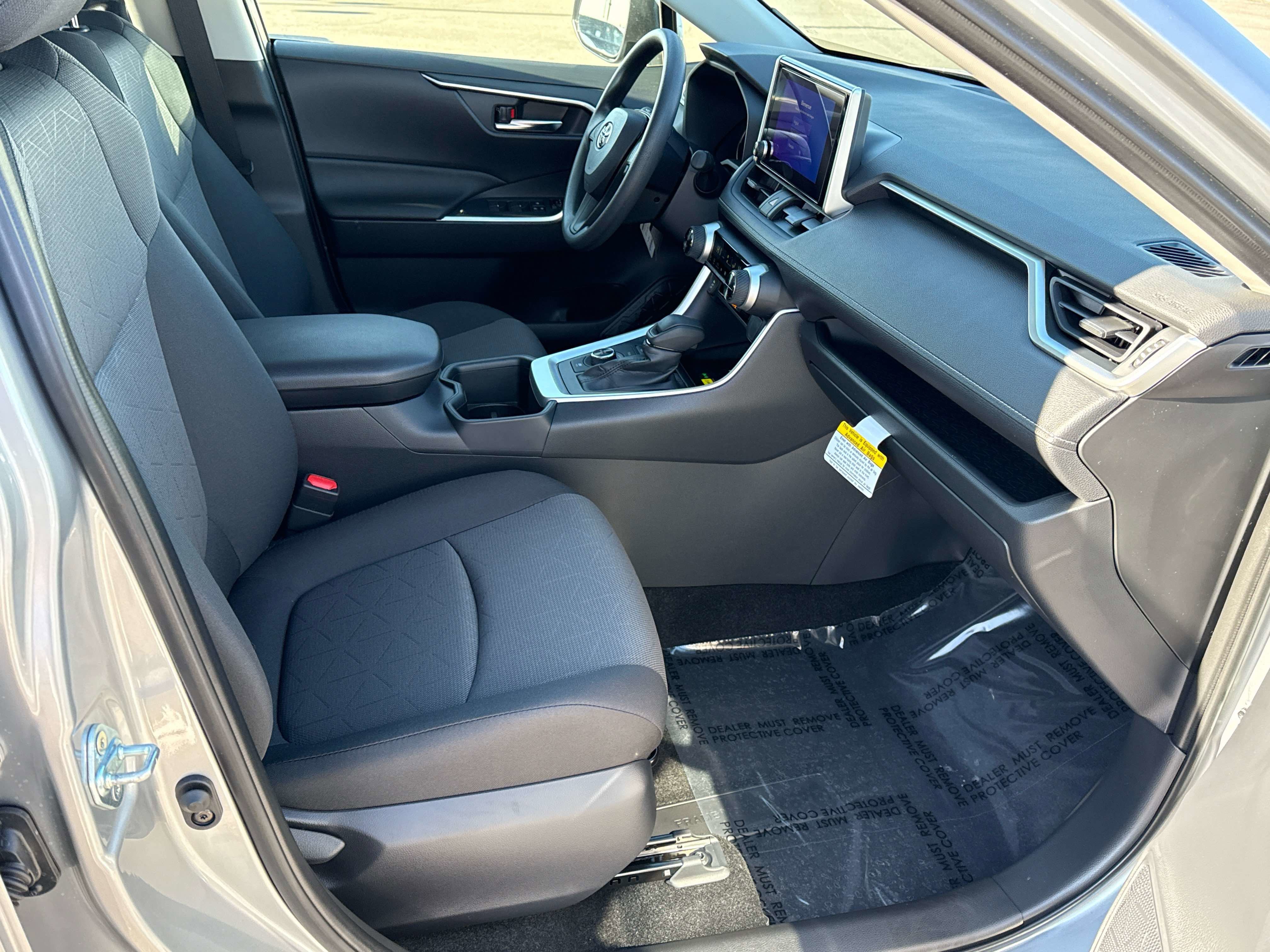 2025 Toyota RAV4 HYBRID Hybrid XLE