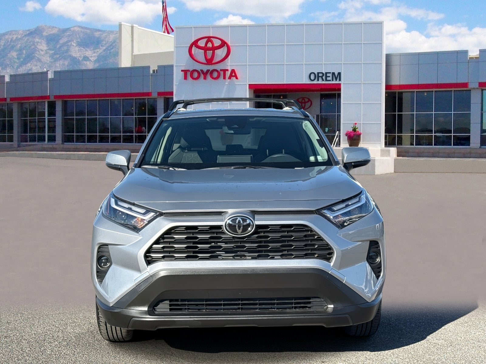 2025 Toyota RAV4 HYBRID Hybrid XLE