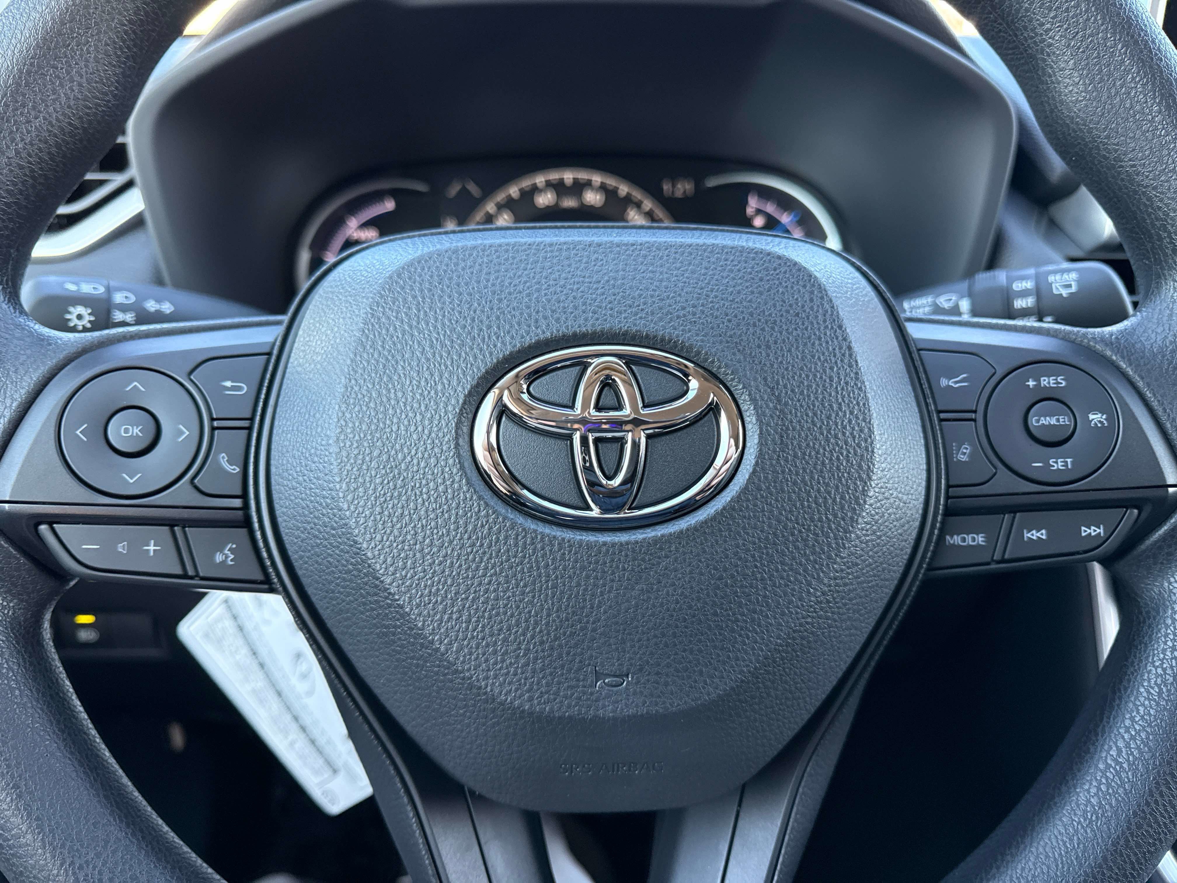 2025 Toyota RAV4 HYBRID Hybrid XLE