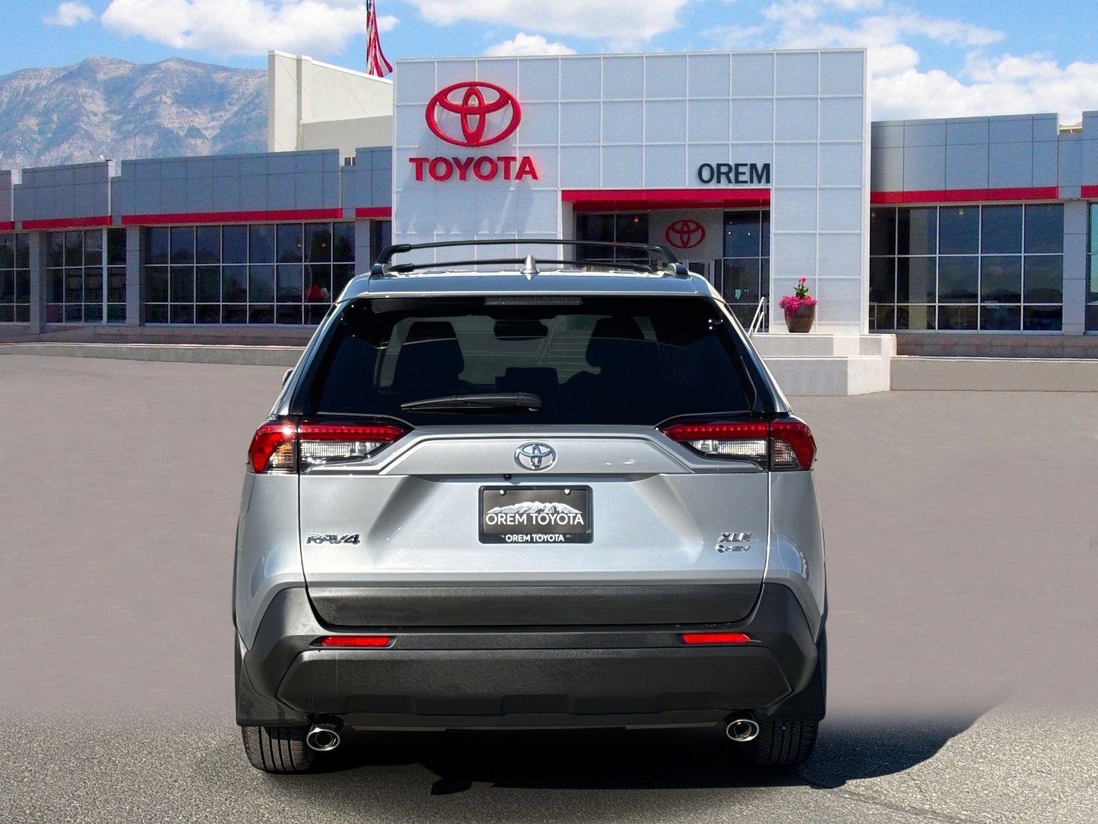 2025 Toyota RAV4 HYBRID Hybrid XLE
