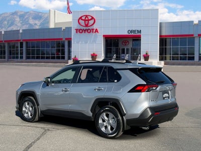 2025 Toyota RAV4 HYBRID Hybrid XLE