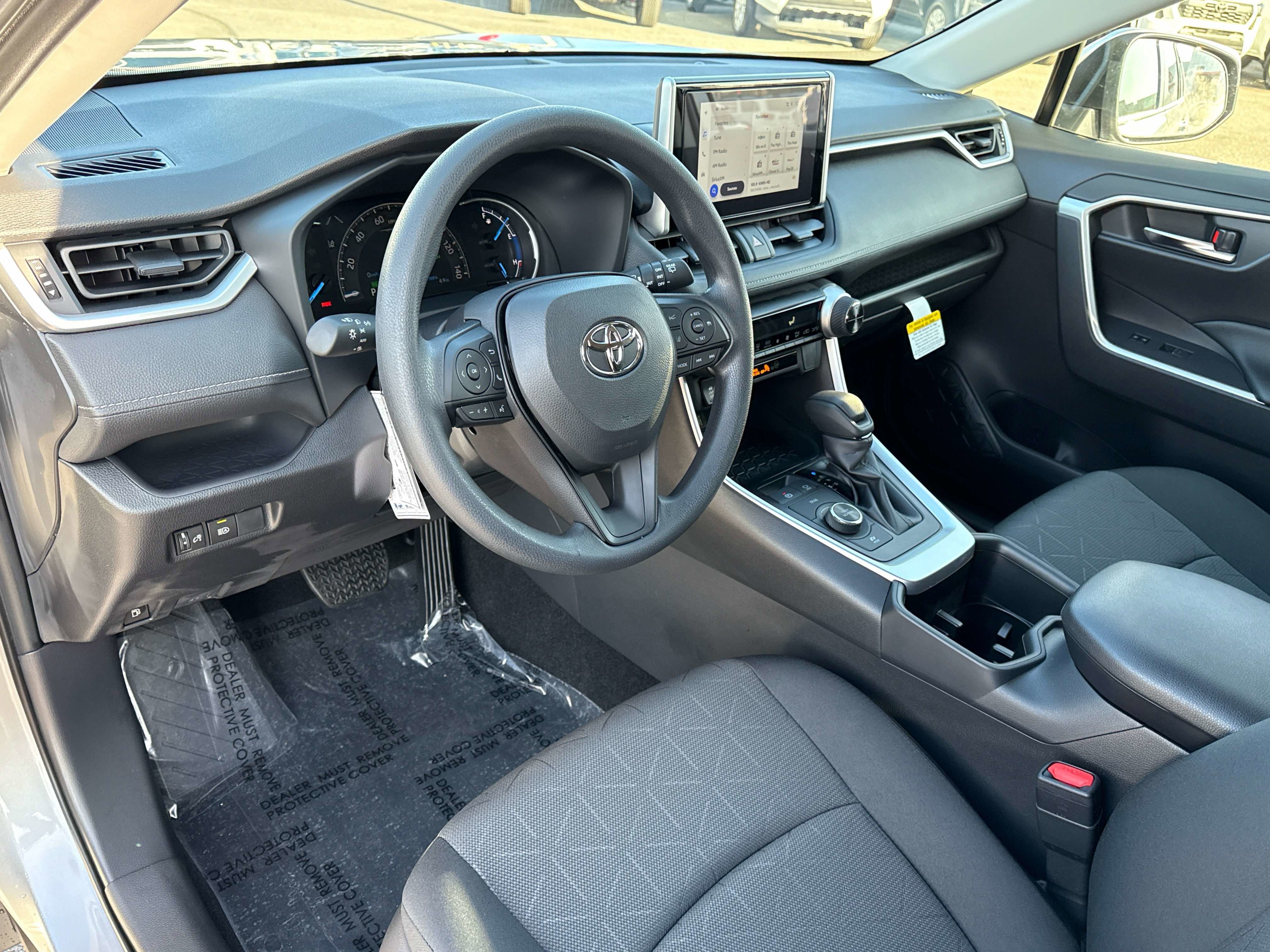 2025 Toyota RAV4 HYBRID Hybrid XLE
