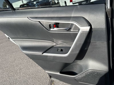 2025 Toyota RAV4 HYBRID Hybrid XLE