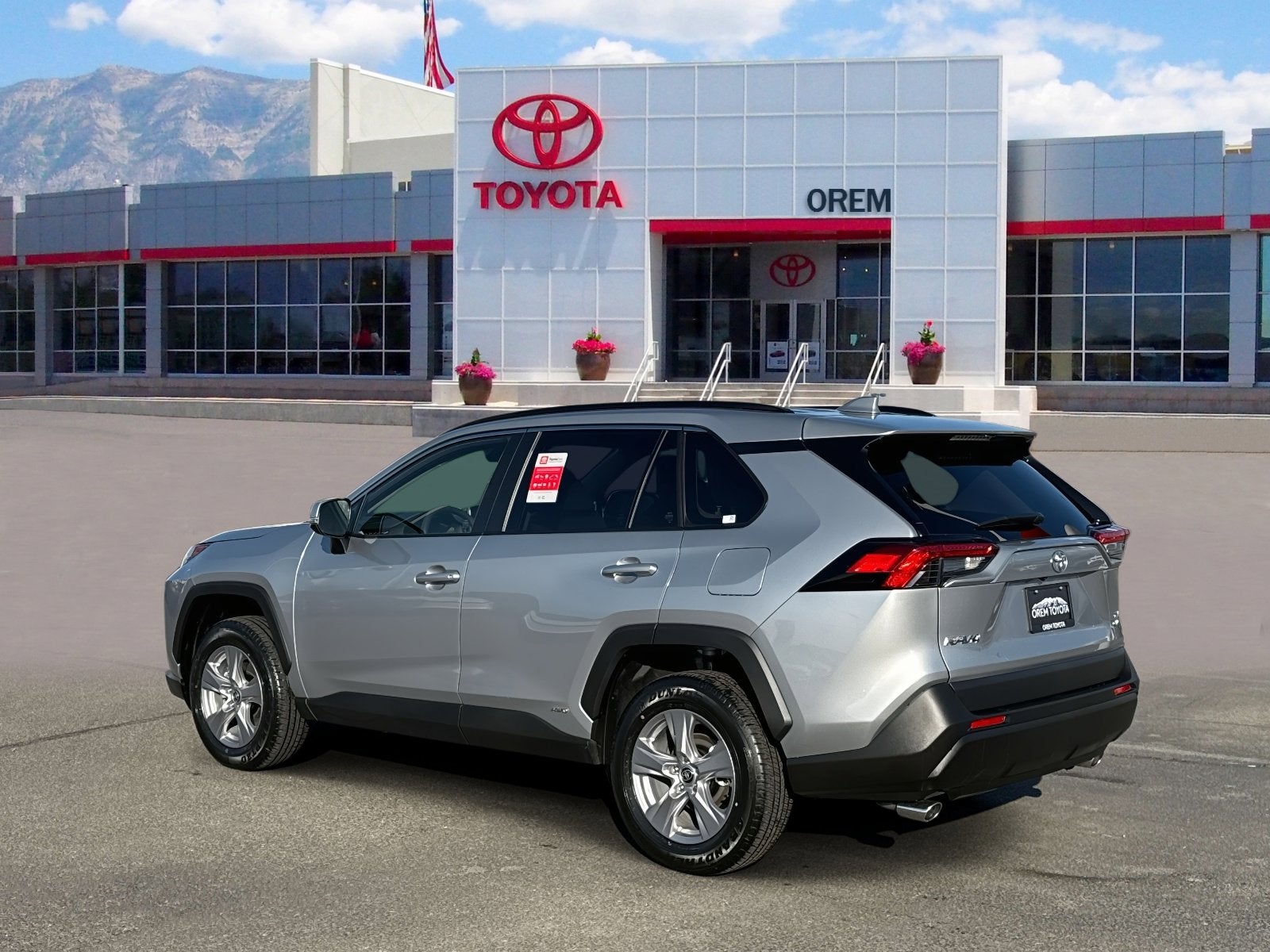 2025 Toyota RAV4 HYBRID Hybrid XLE