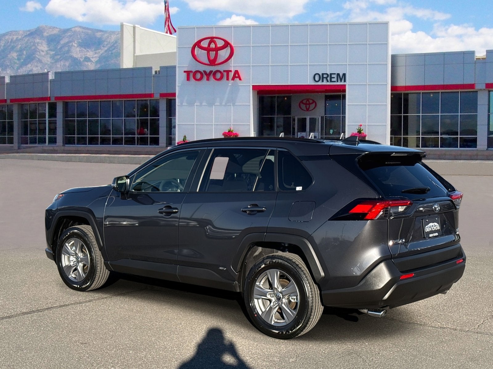 2025 Toyota RAV4 HYBRID Hybrid XLE