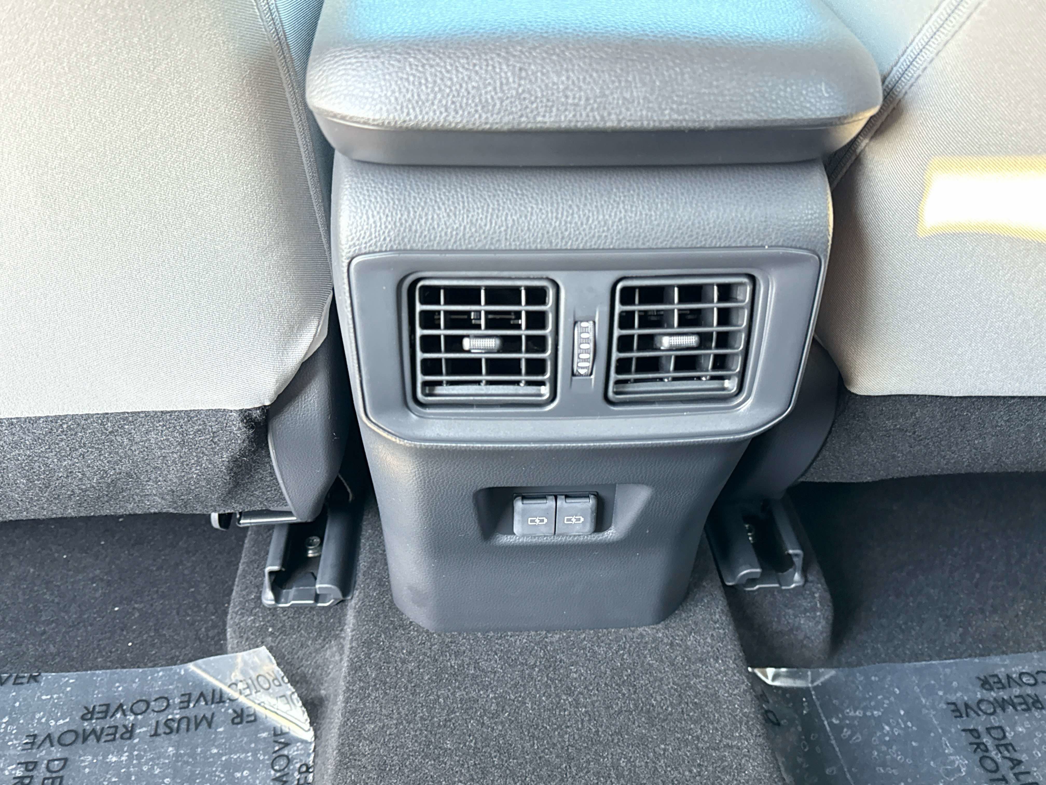 2025 Toyota RAV4 HYBRID Hybrid XLE