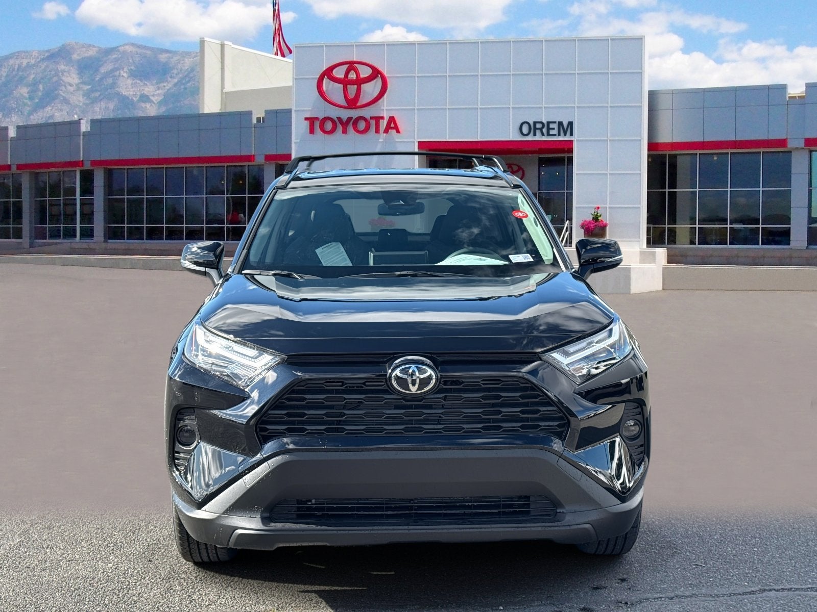 2025 Toyota RAV4 HYBRID Hybrid XLE