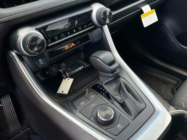 2025 Toyota RAV4 HYBRID Hybrid XLE