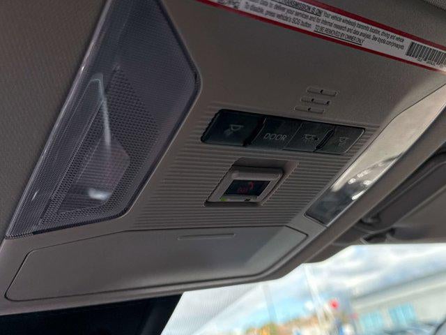 2025 Toyota RAV4 HYBRID Hybrid XLE