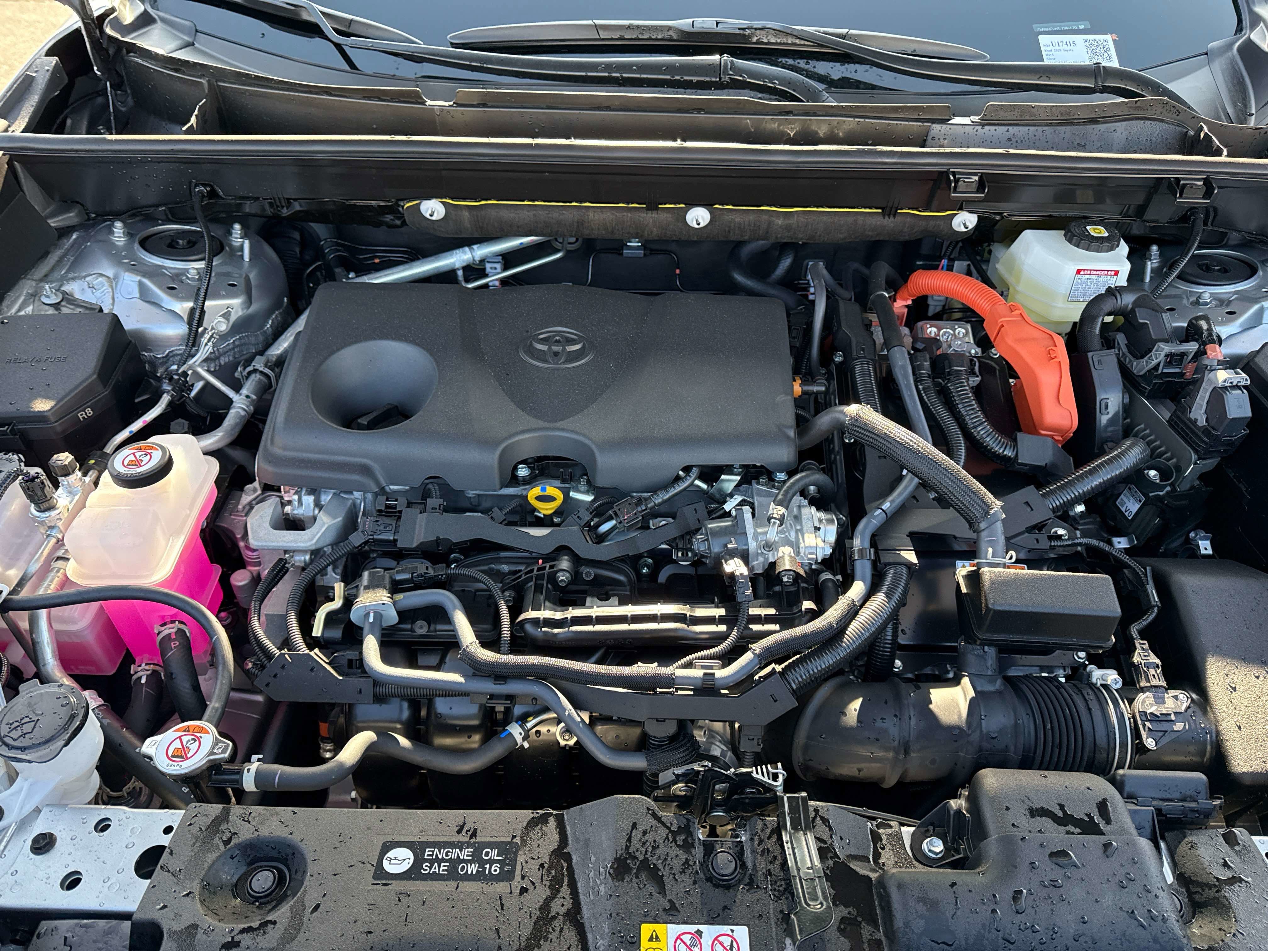 2025 Toyota RAV4 HYBRID Hybrid XLE