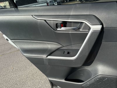 2025 Toyota RAV4 HYBRID Hybrid XLE