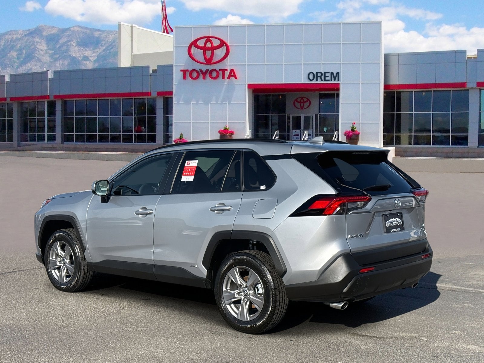 2025 Toyota RAV4 HYBRID Hybrid XLE