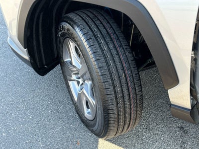 2025 Toyota RAV4 HYBRID Hybrid XLE