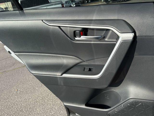 2025 Toyota RAV4 HYBRID Hybrid XLE