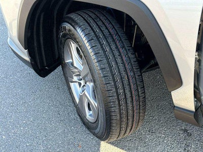 2025 Toyota RAV4 HYBRID Hybrid XLE