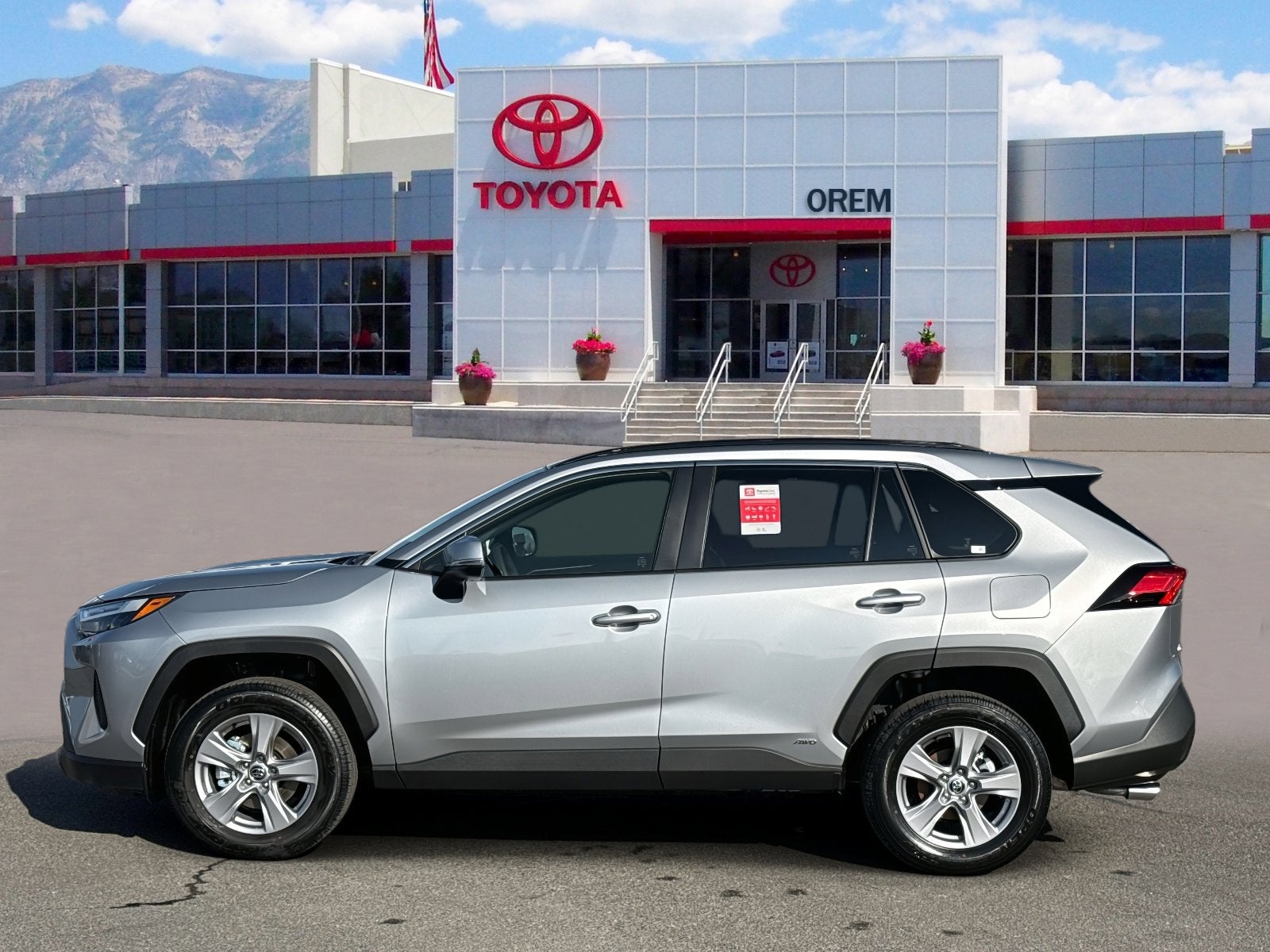 2025 Toyota RAV4 HYBRID Hybrid XLE