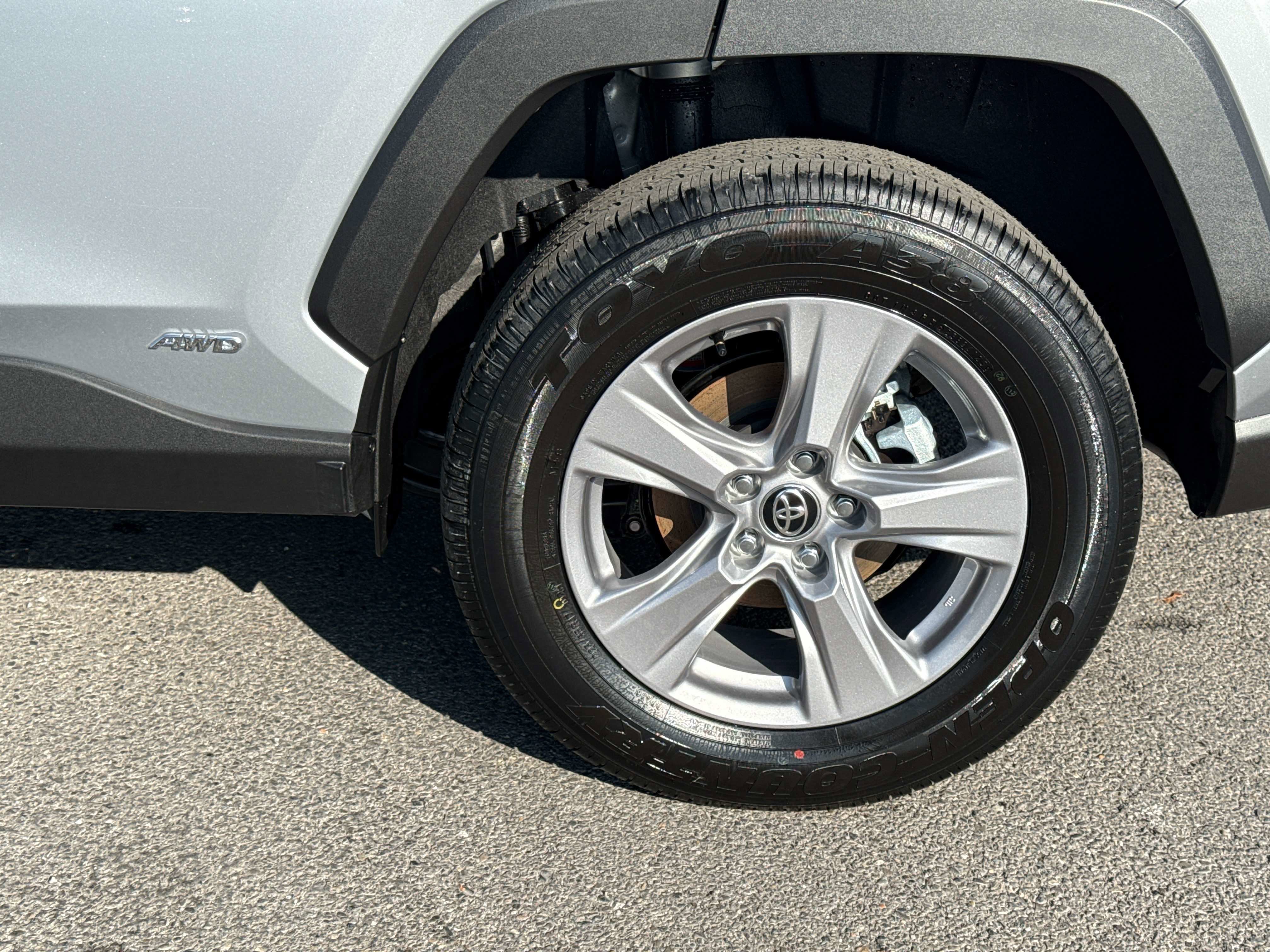 2025 Toyota RAV4 HYBRID Hybrid XLE