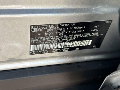 2025 Toyota RAV4 HYBRID Hybrid XLE