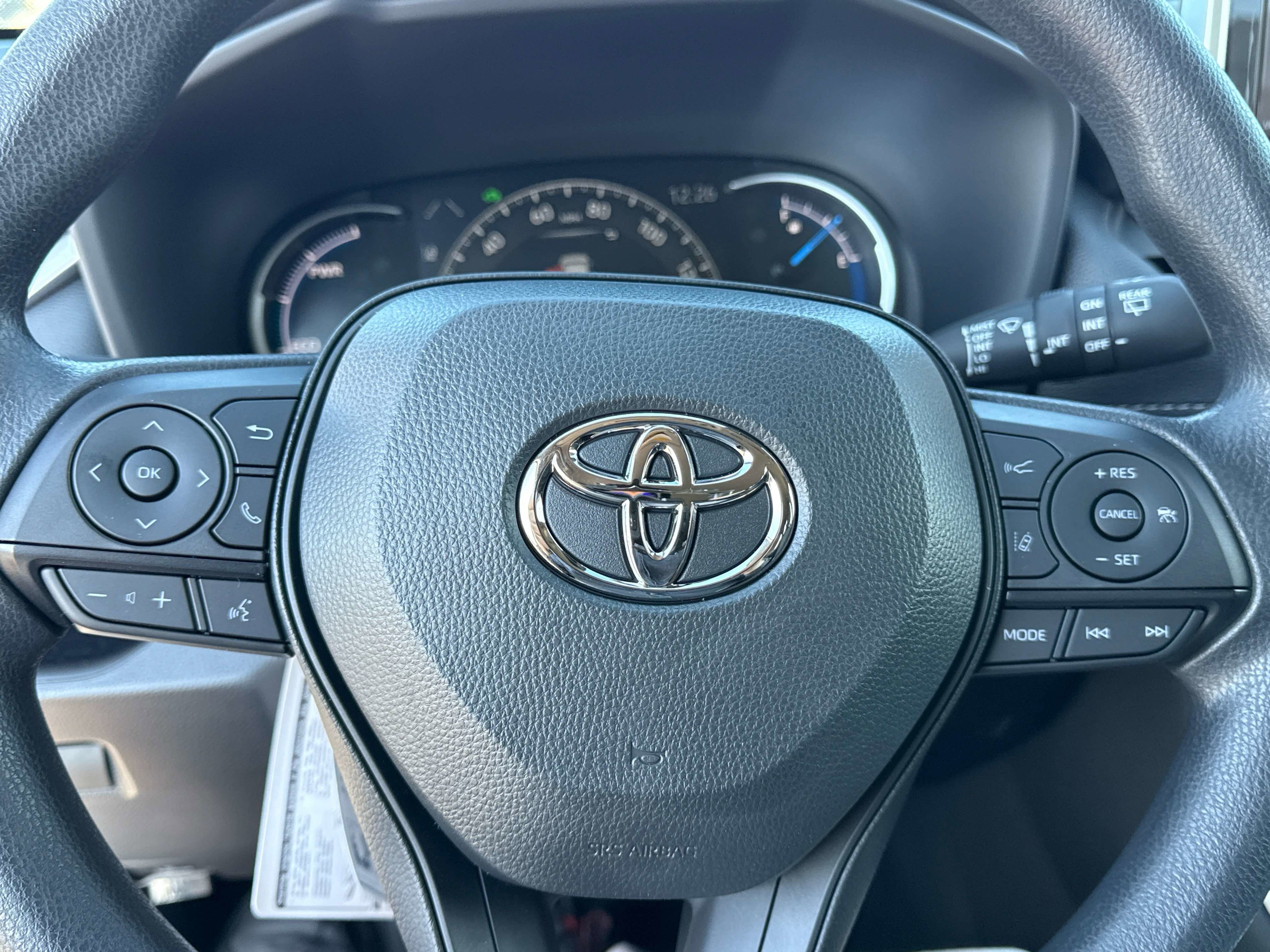 2025 Toyota RAV4 HYBRID Hybrid XLE