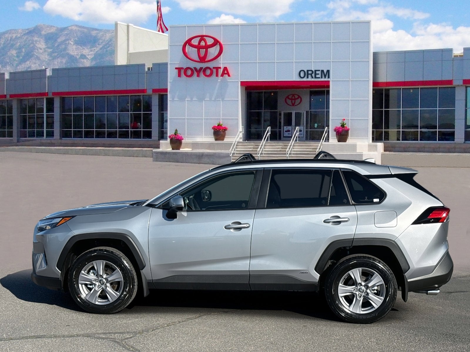 2025 Toyota RAV4 HYBRID Hybrid XLE
