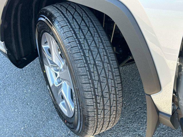 2025 Toyota RAV4 HYBRID Hybrid XLE