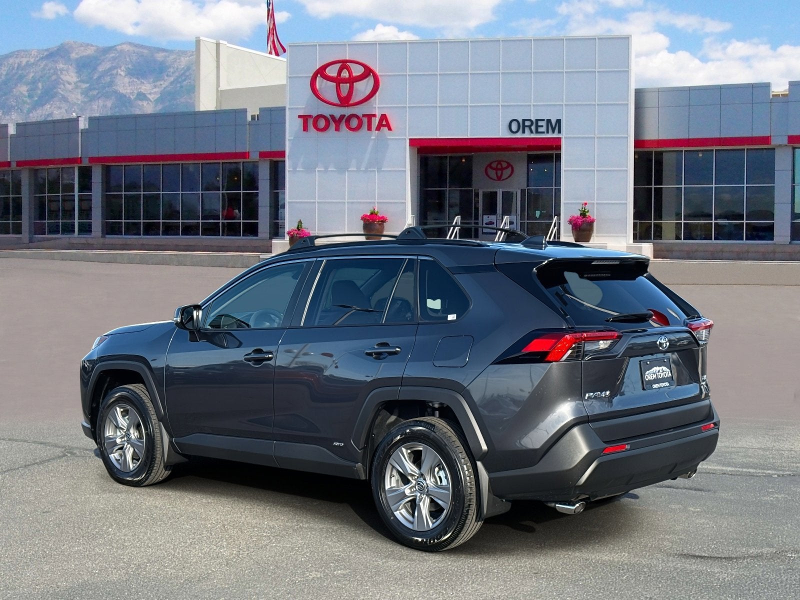2025 Toyota RAV4 HYBRID Hybrid XLE