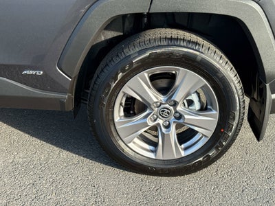 2025 Toyota RAV4 HYBRID Hybrid XLE
