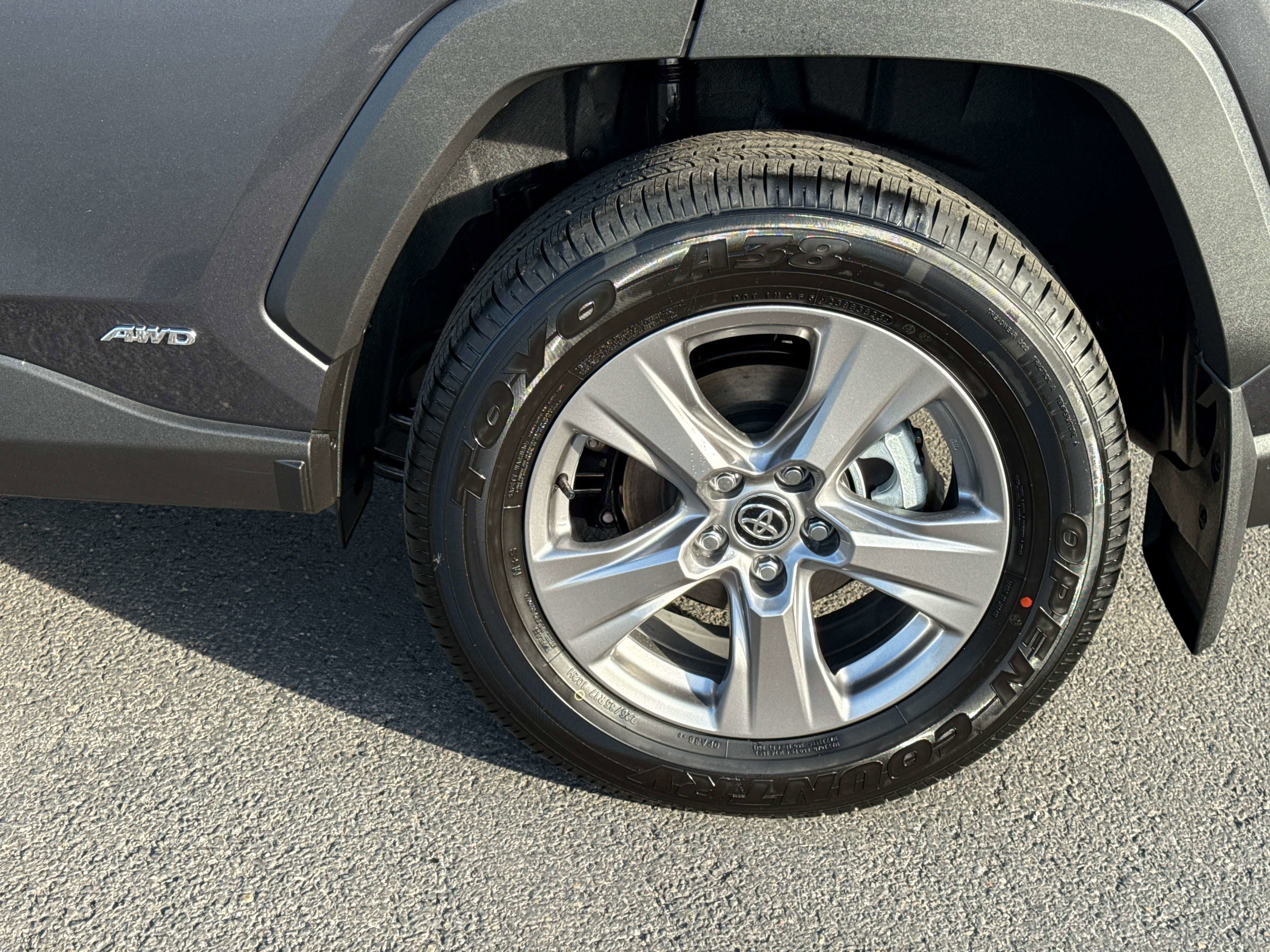 2025 Toyota RAV4 HYBRID Hybrid XLE