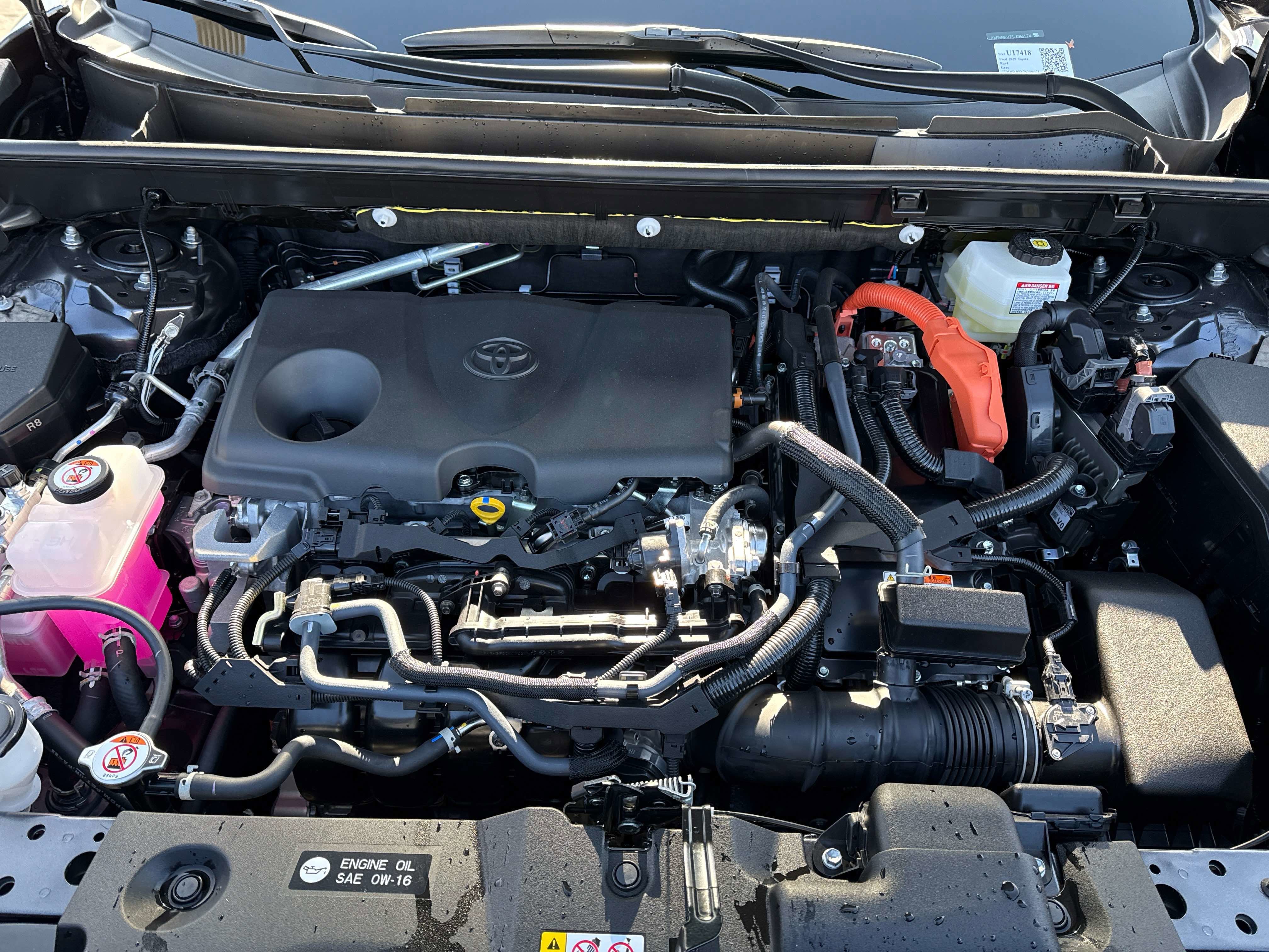 2025 Toyota RAV4 HYBRID Hybrid XLE