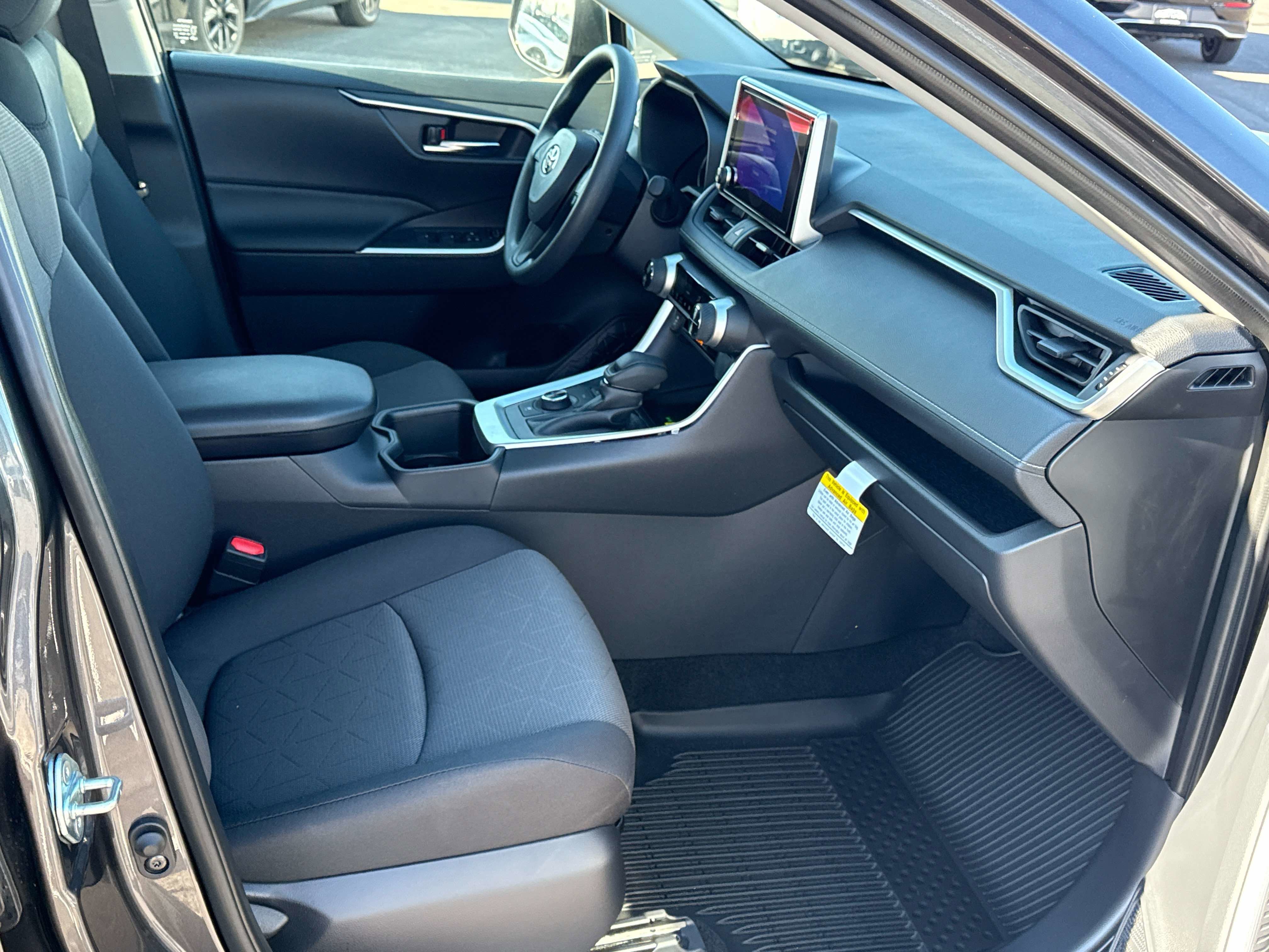 2025 Toyota RAV4 HYBRID Hybrid XLE