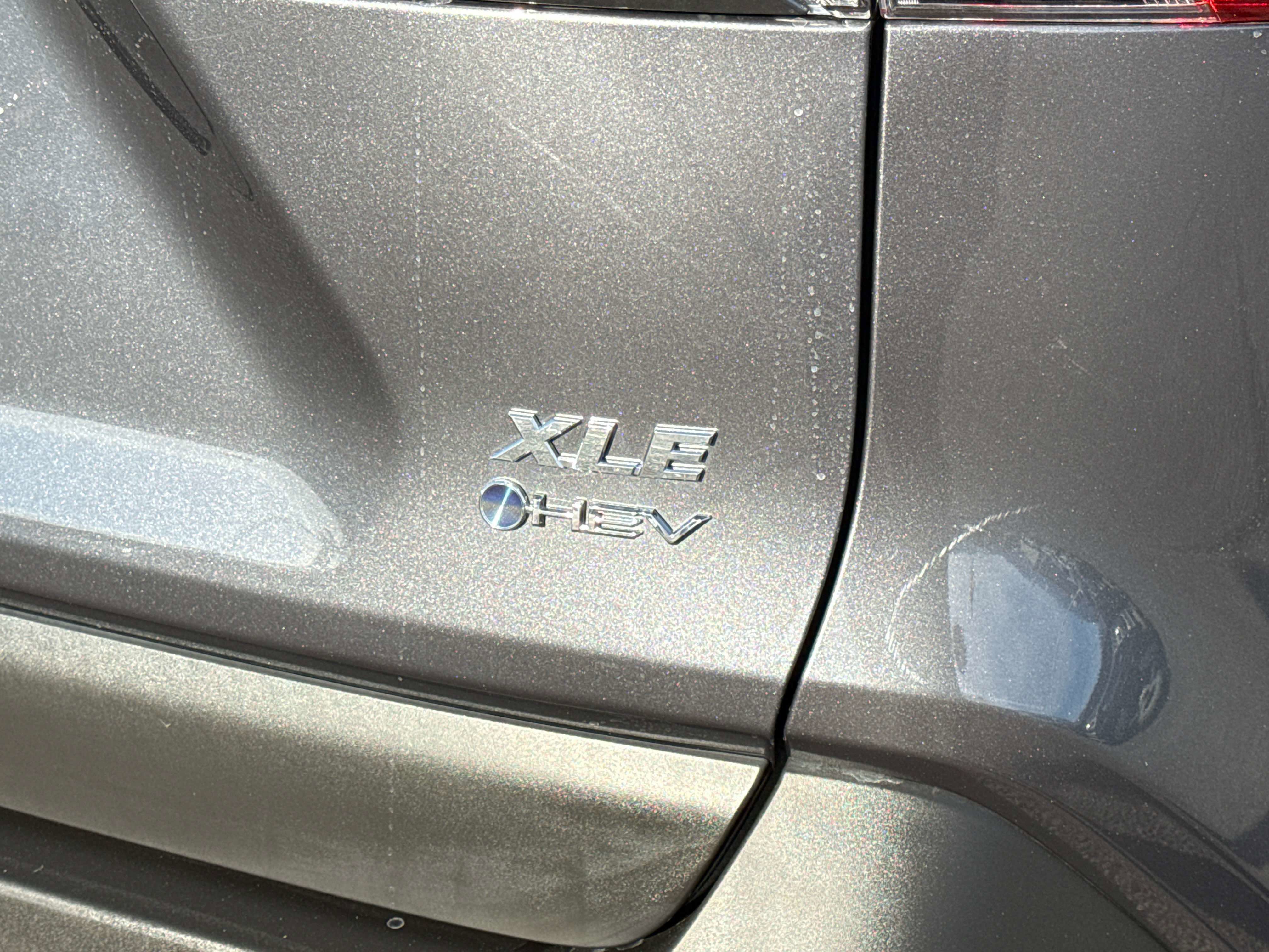 2025 Toyota RAV4 HYBRID Hybrid XLE