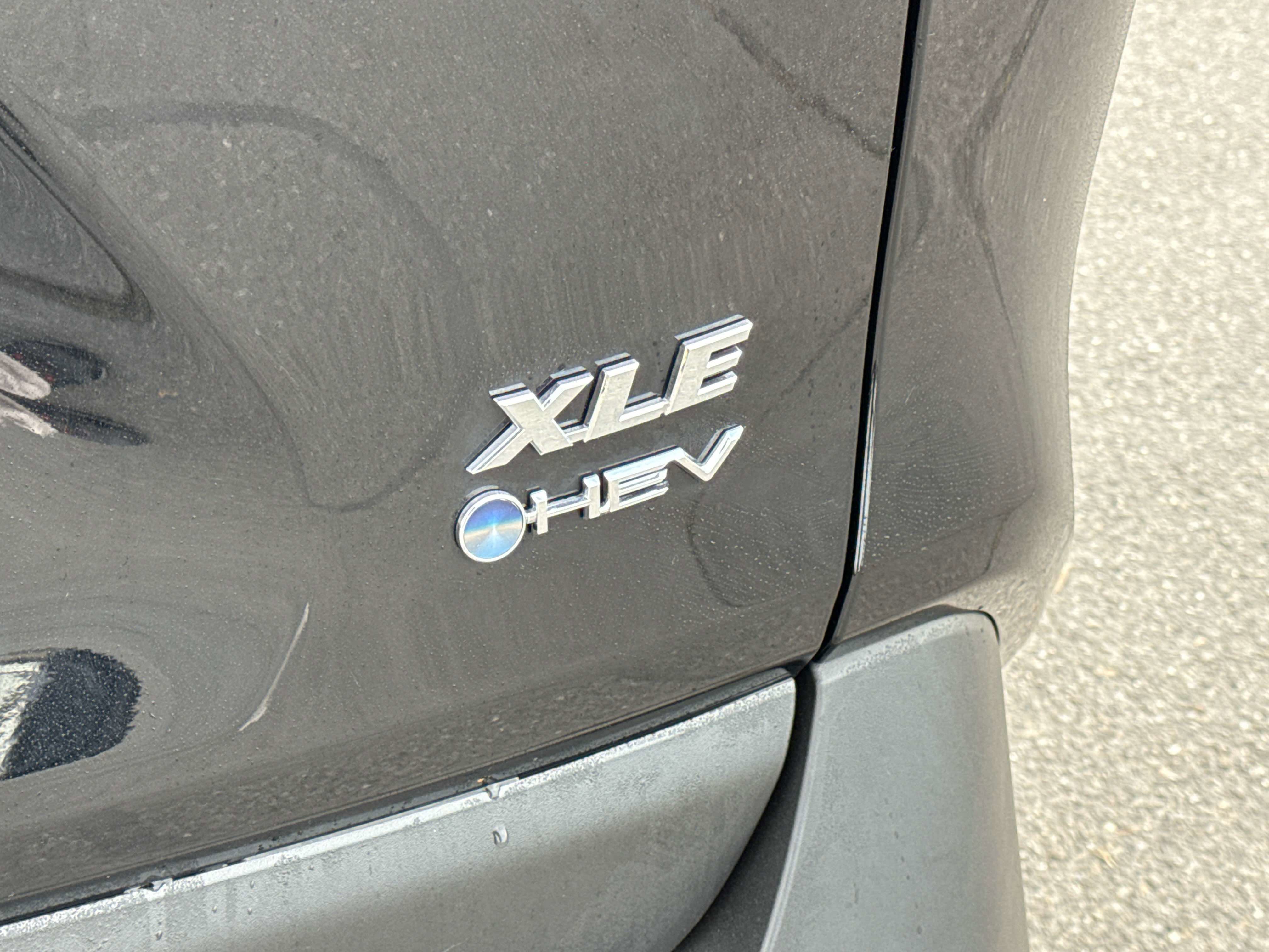 2025 Toyota RAV4 HYBRID Hybrid XLE