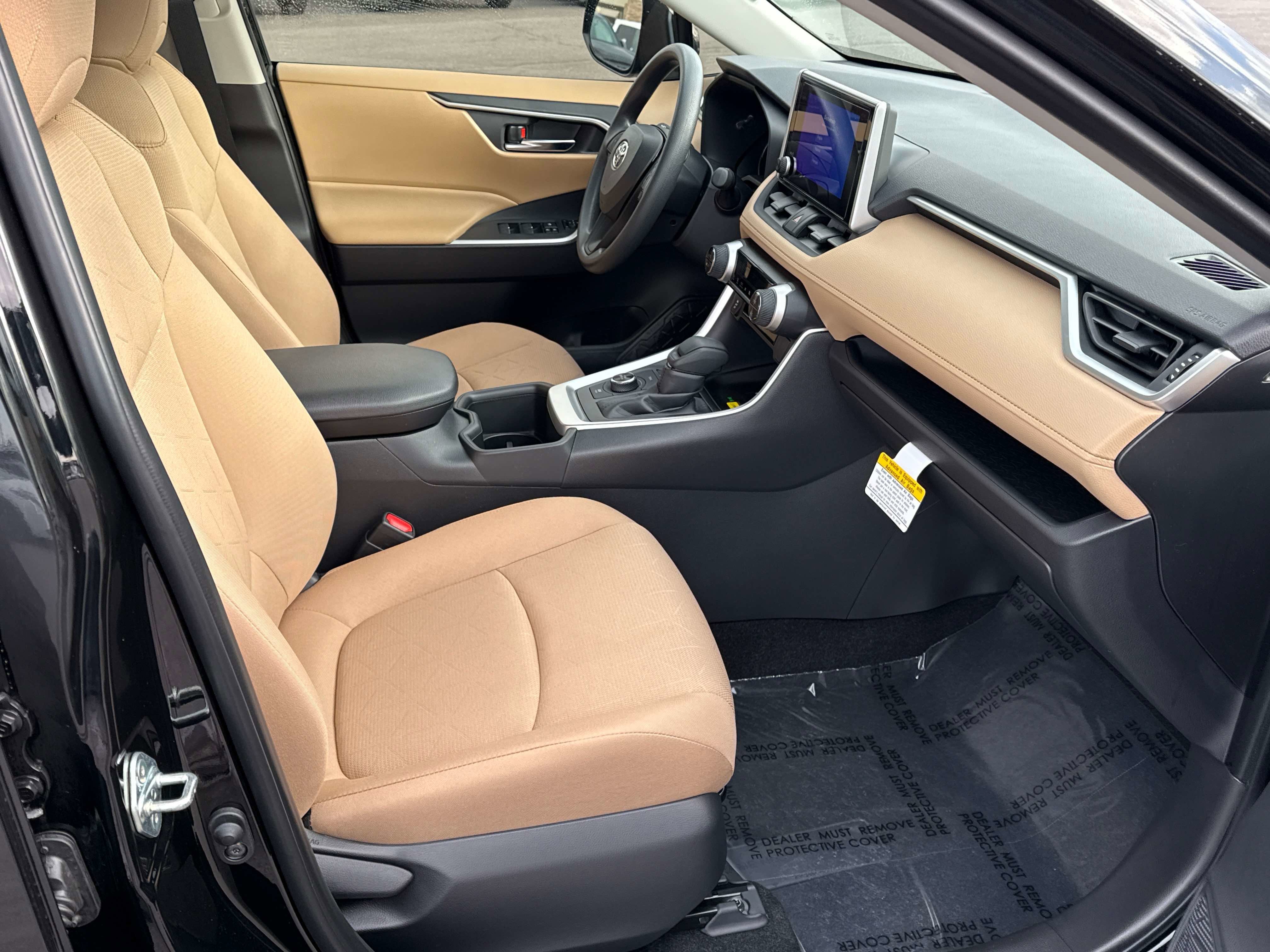 2025 Toyota RAV4 HYBRID Hybrid XLE