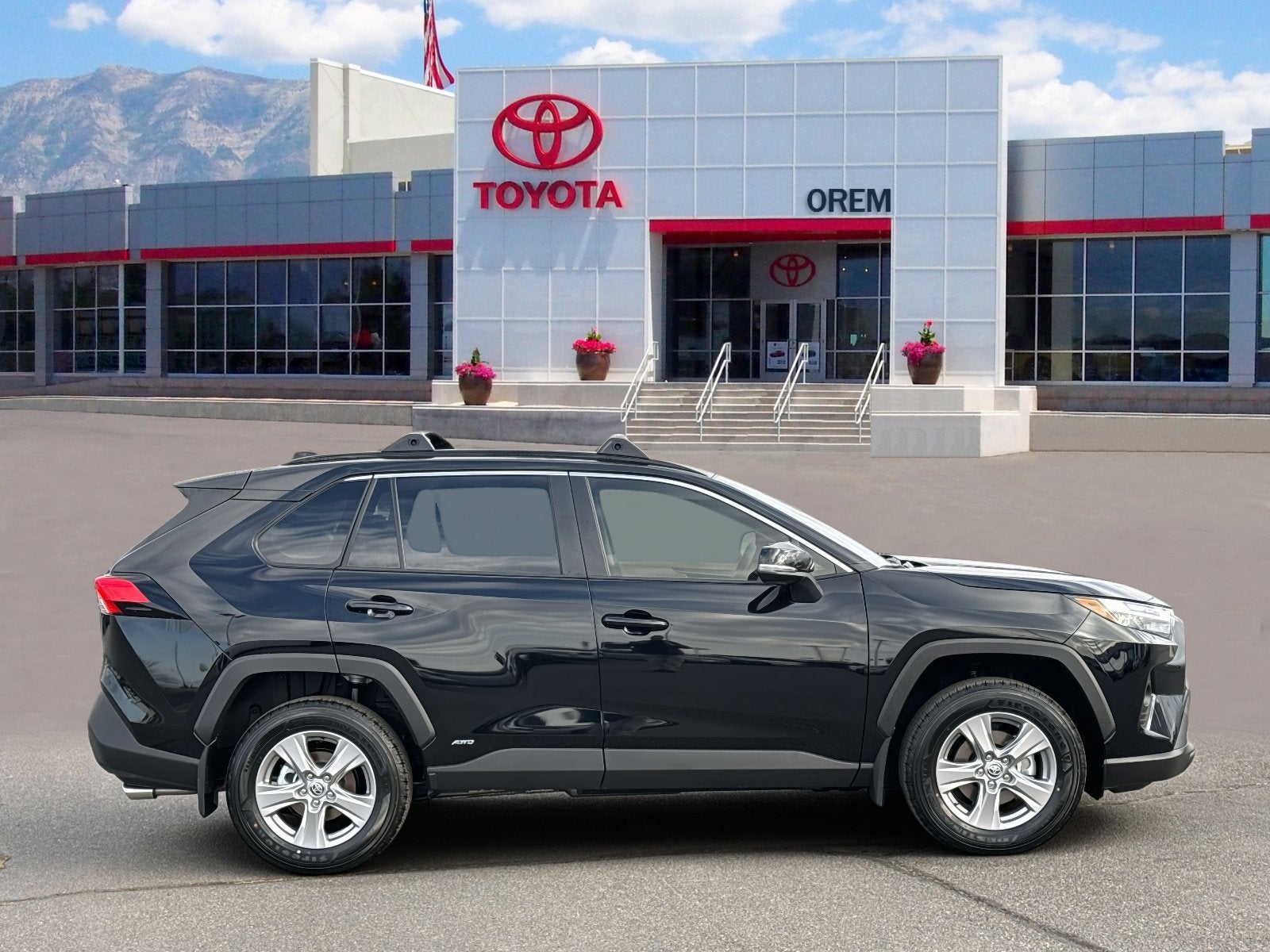 2025 Toyota RAV4 HYBRID Hybrid XLE