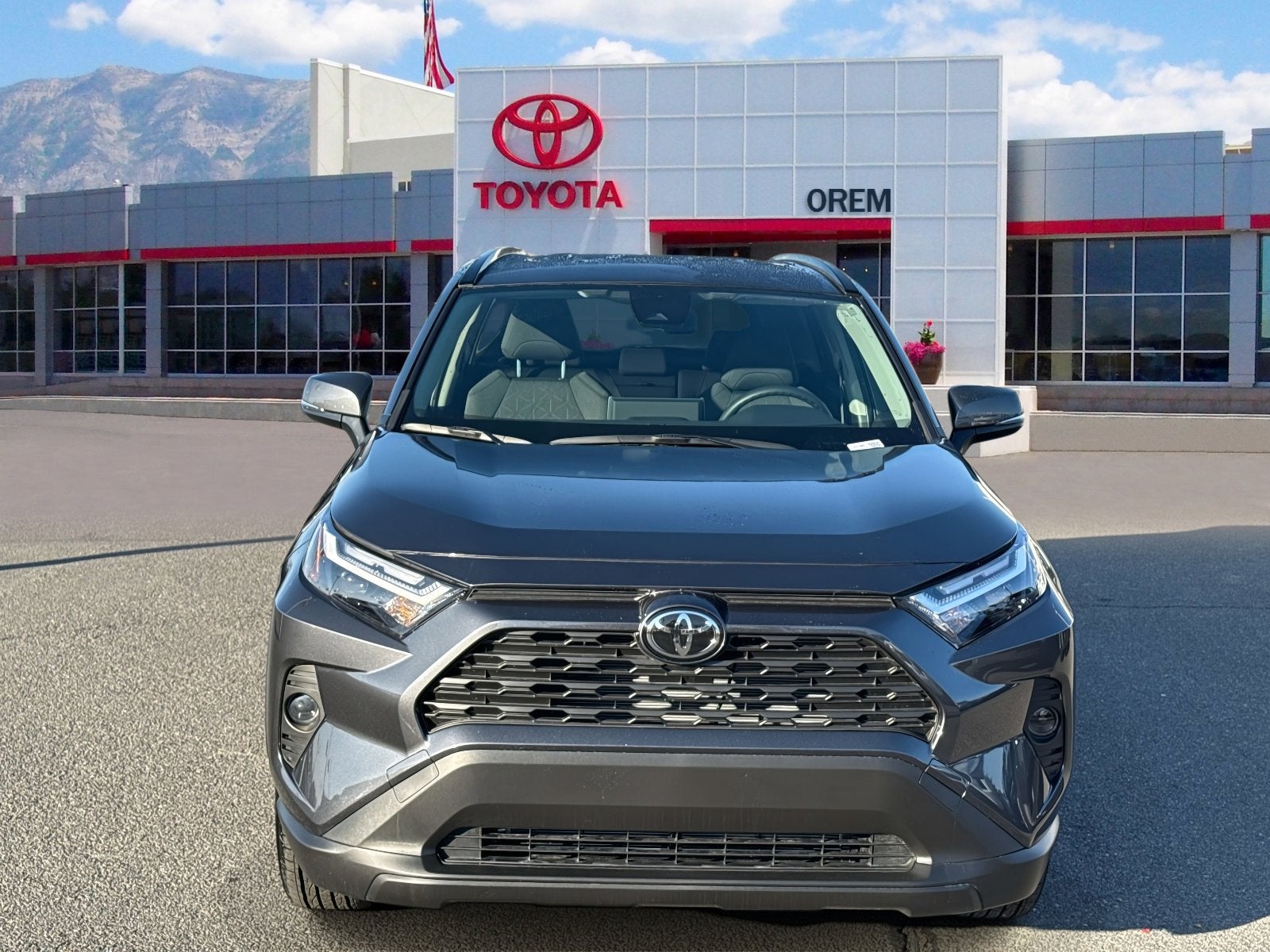 2025 Toyota RAV4 HYBRID Hybrid XLE