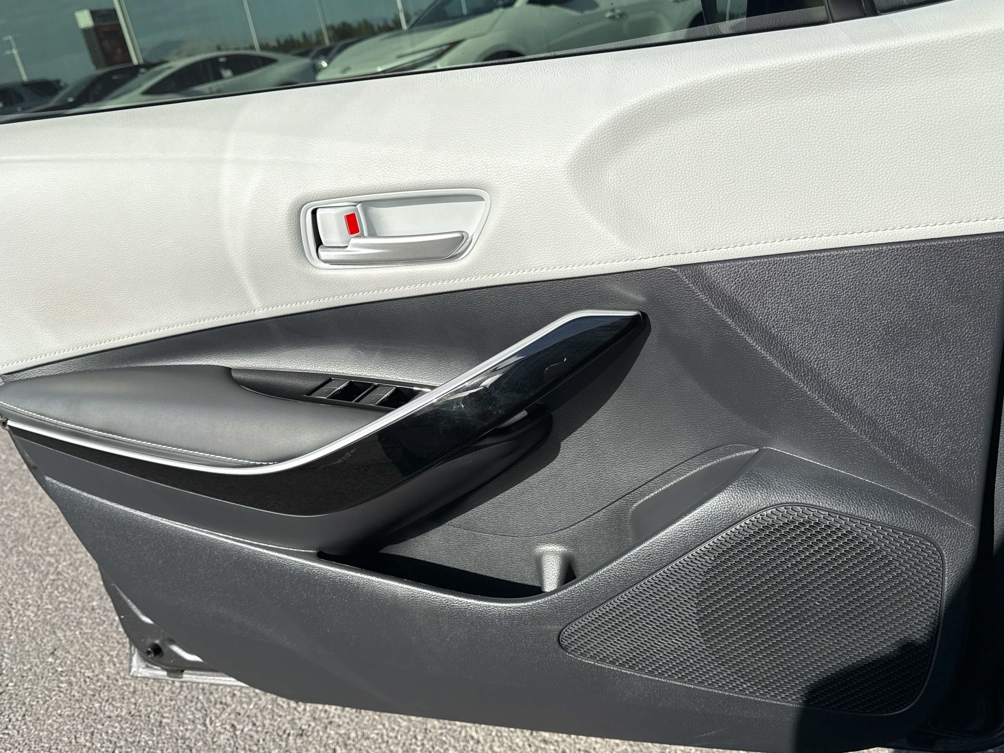 2021 Toyota Corolla Hatchback XSE