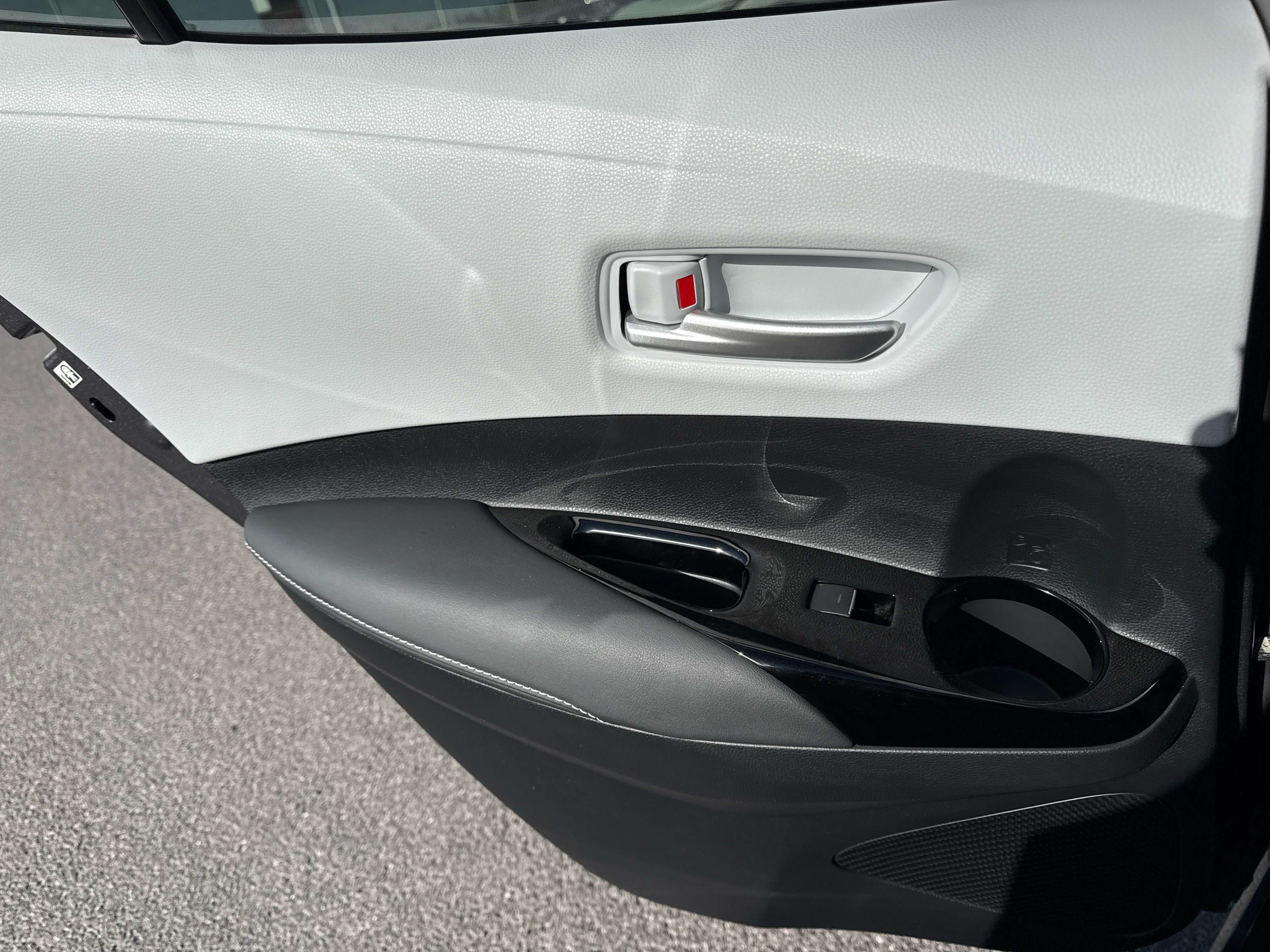 2021 Toyota Corolla Hatchback XSE
