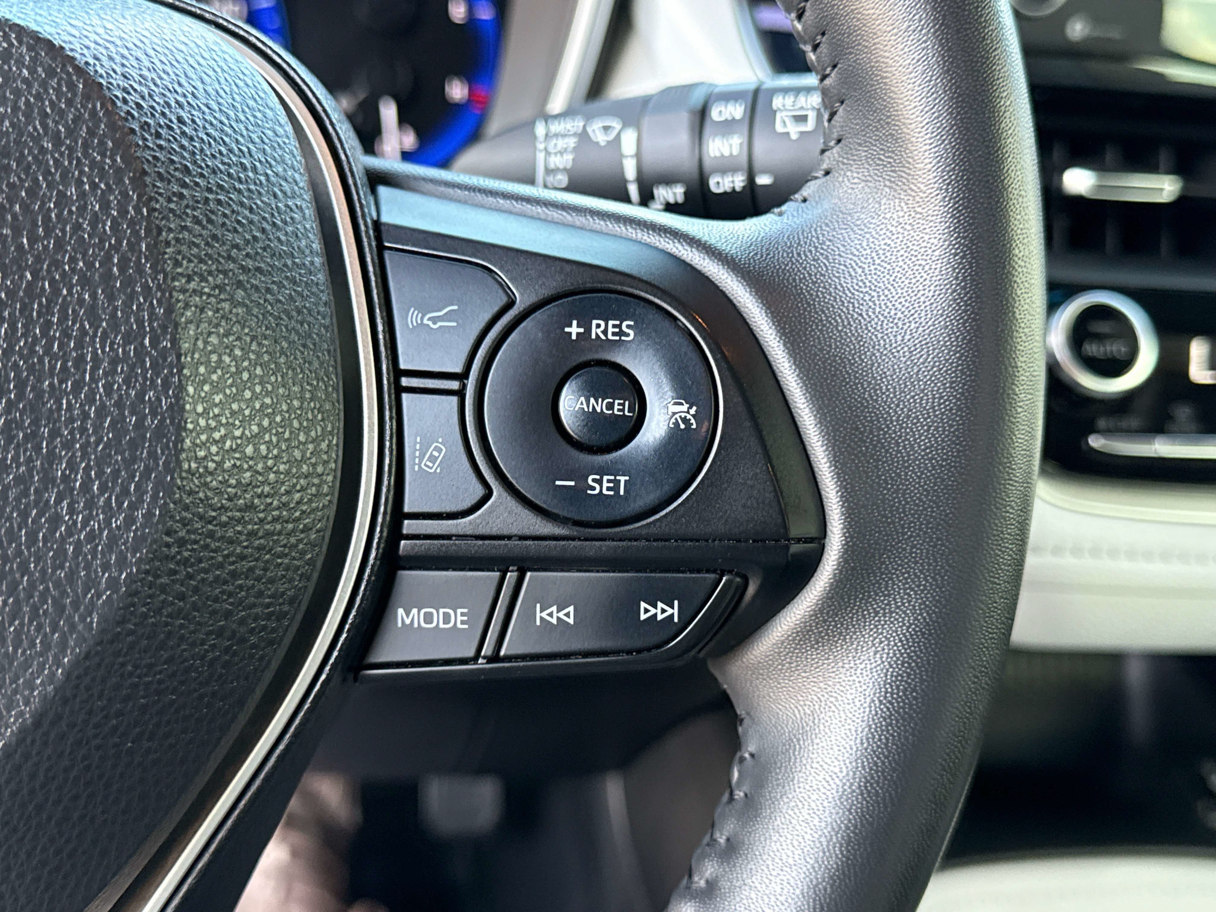 2021 Toyota Corolla Hatchback XSE