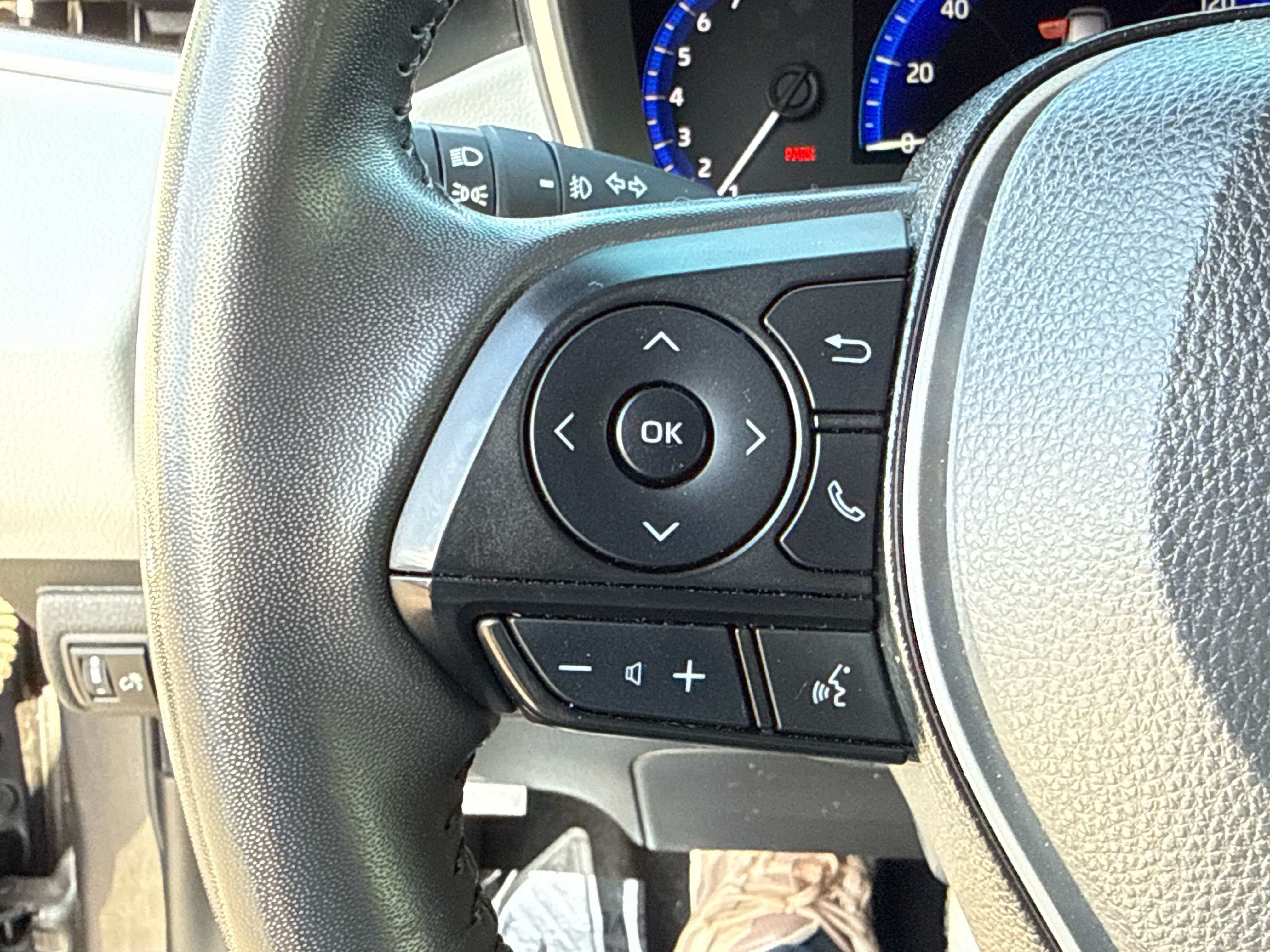 2021 Toyota Corolla Hatchback XSE
