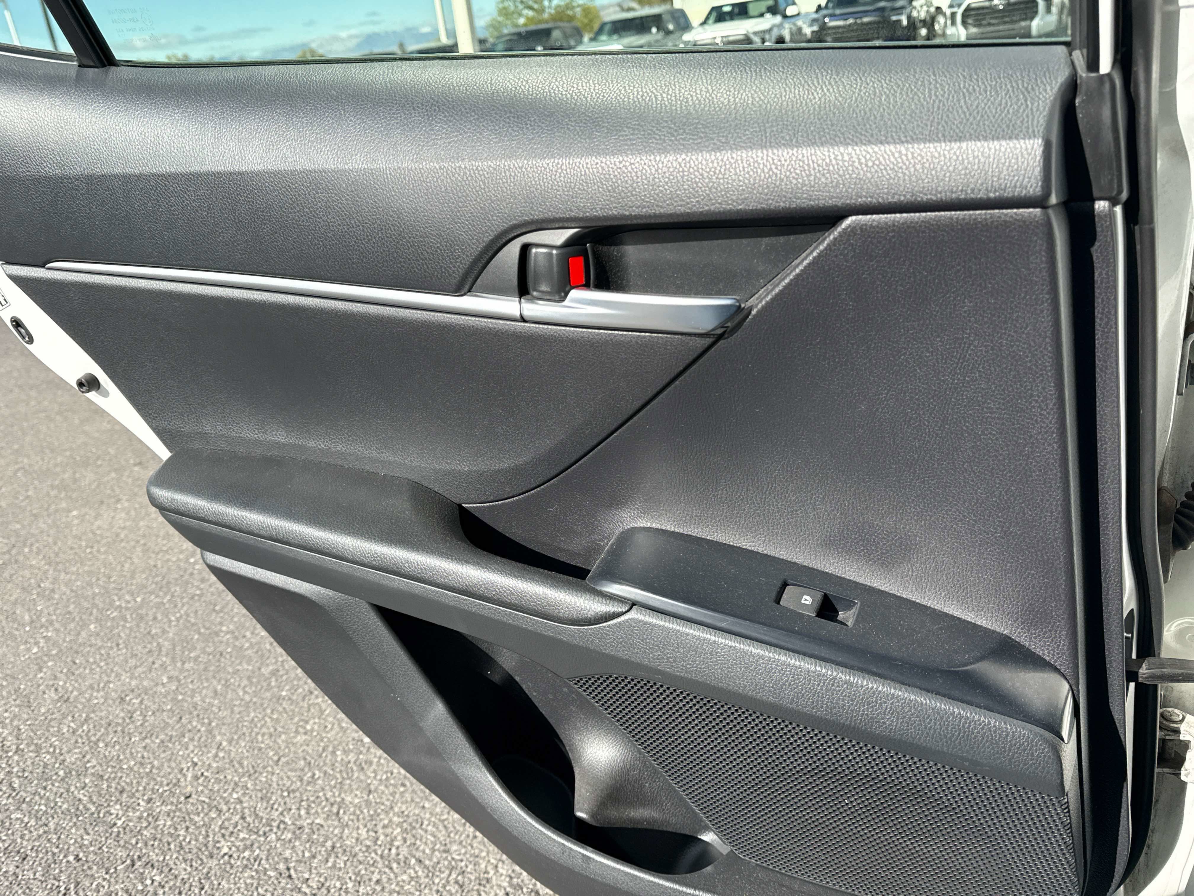 2018 Toyota CAMRY LE