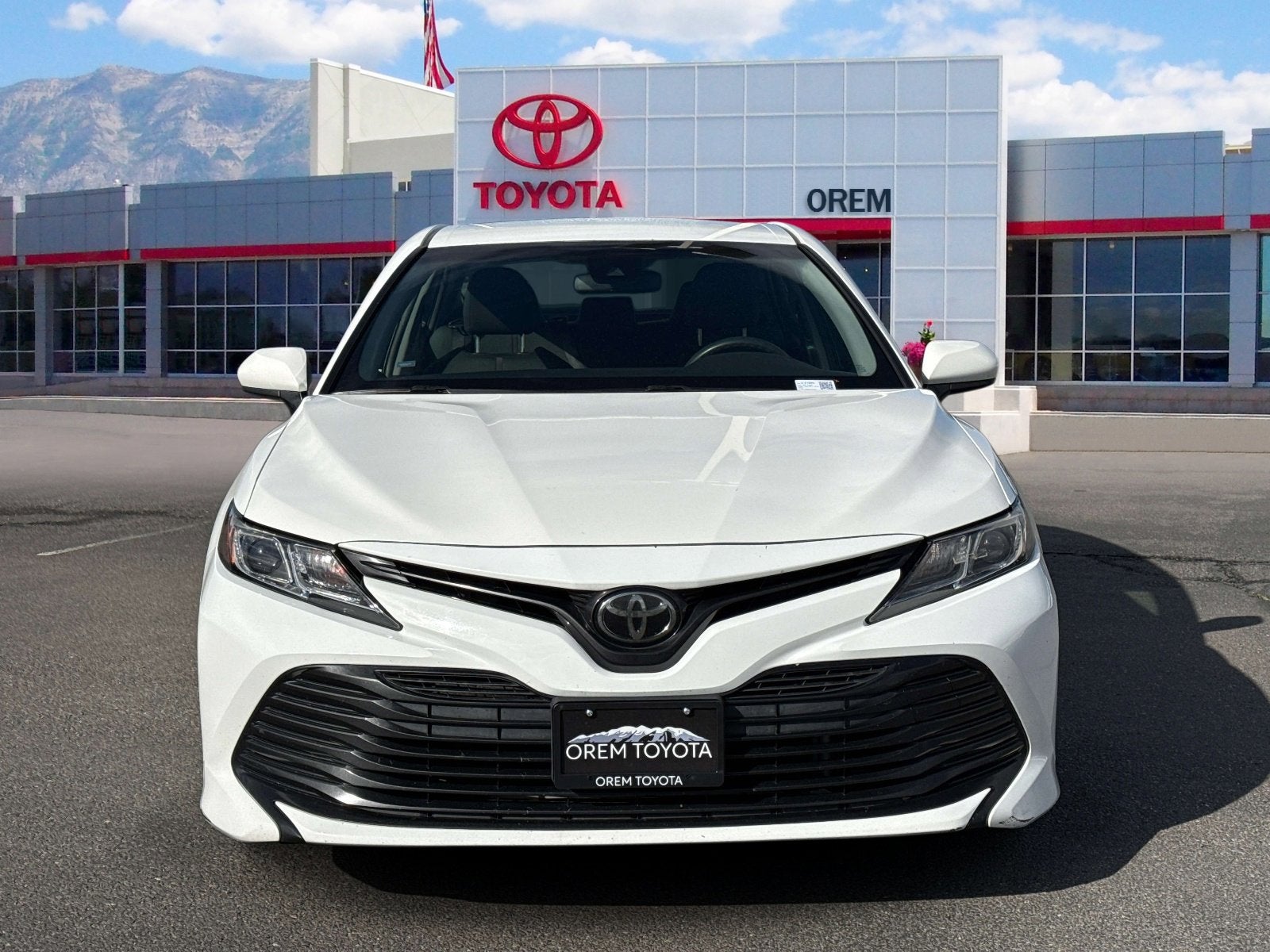 2018 Toyota CAMRY LE