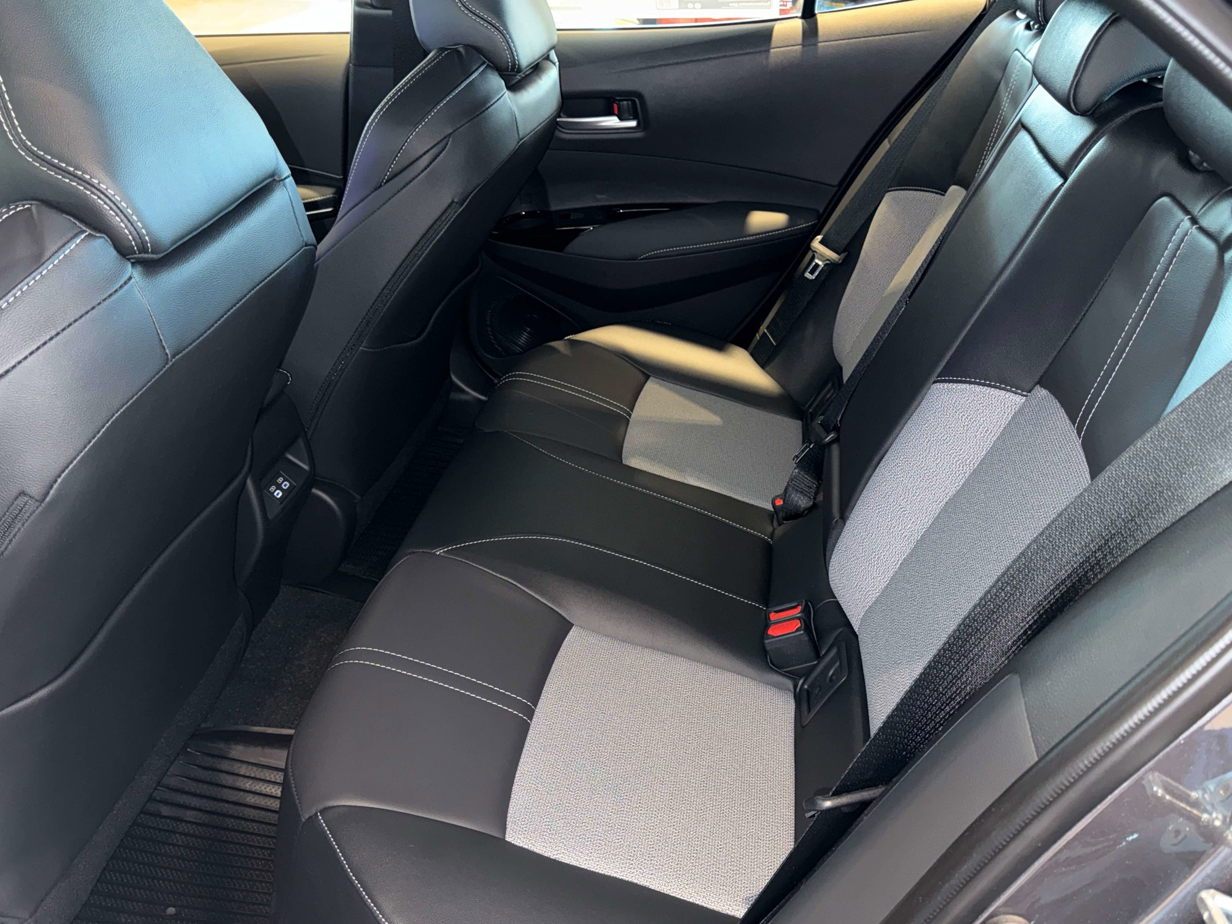 2026 Toyota Corolla Hatchback XSE