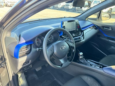 2021 Toyota C-HR XLE