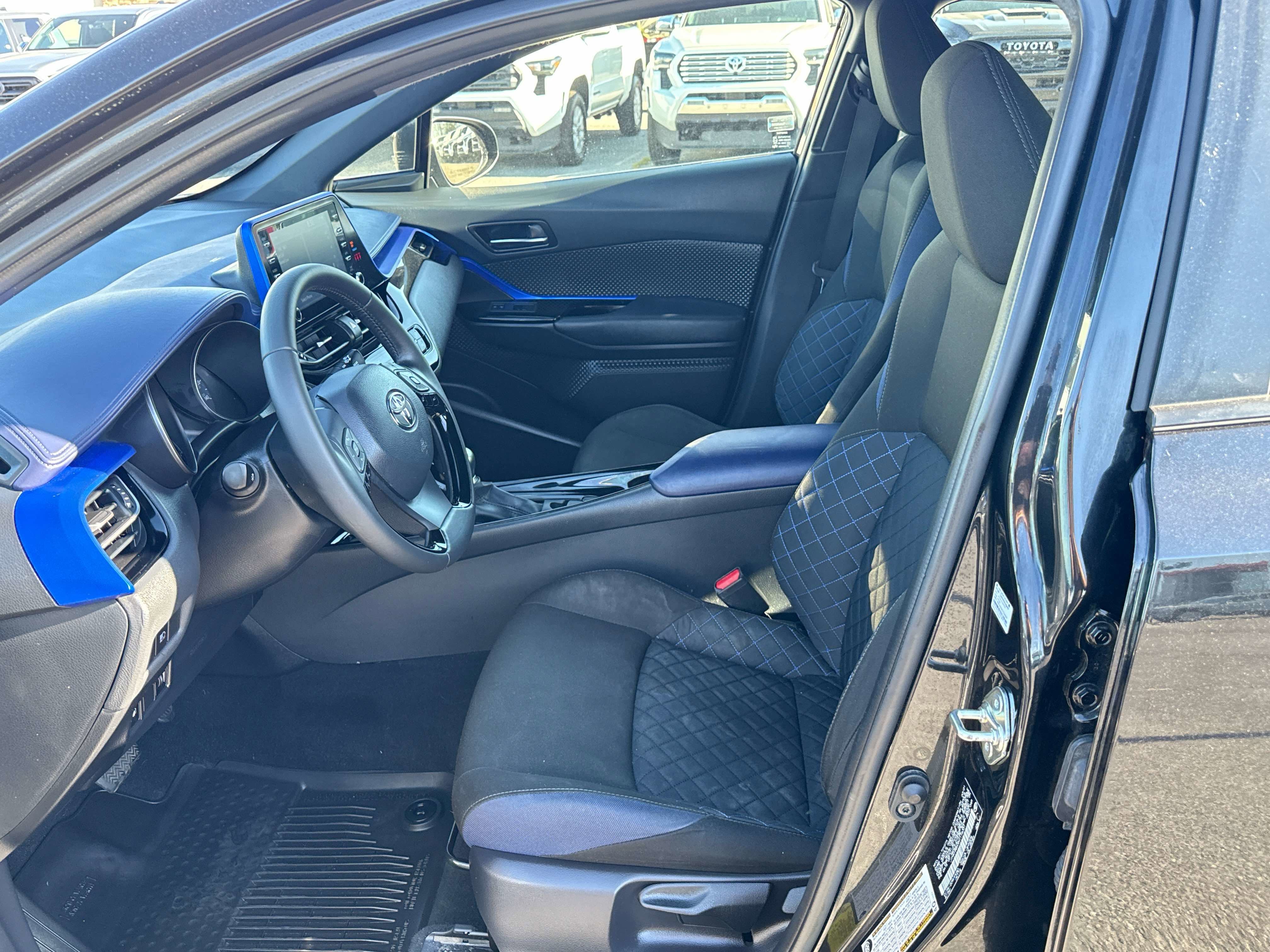 2021 Toyota C-HR XLE