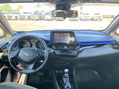 2021 Toyota C-HR XLE