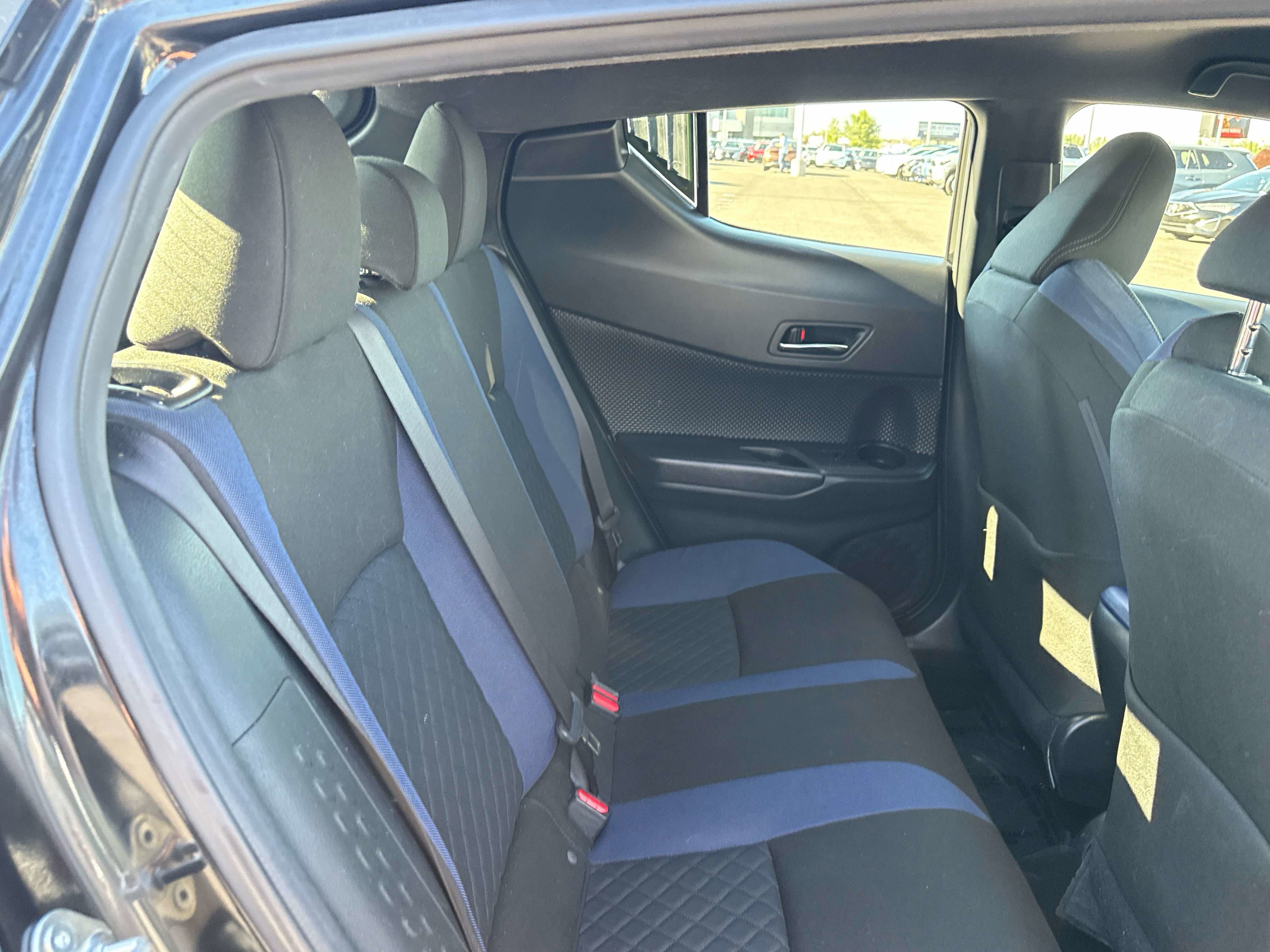 2021 Toyota C-HR XLE