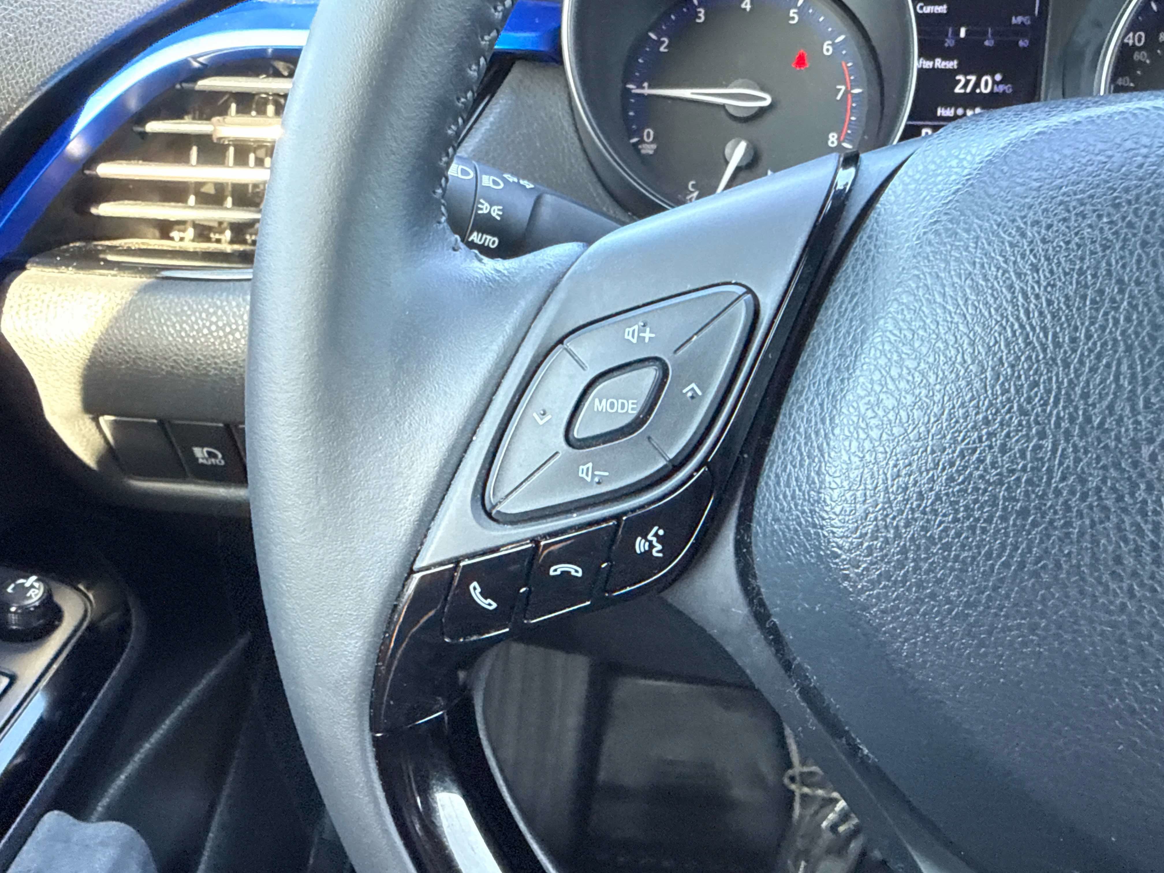 2021 Toyota C-HR XLE
