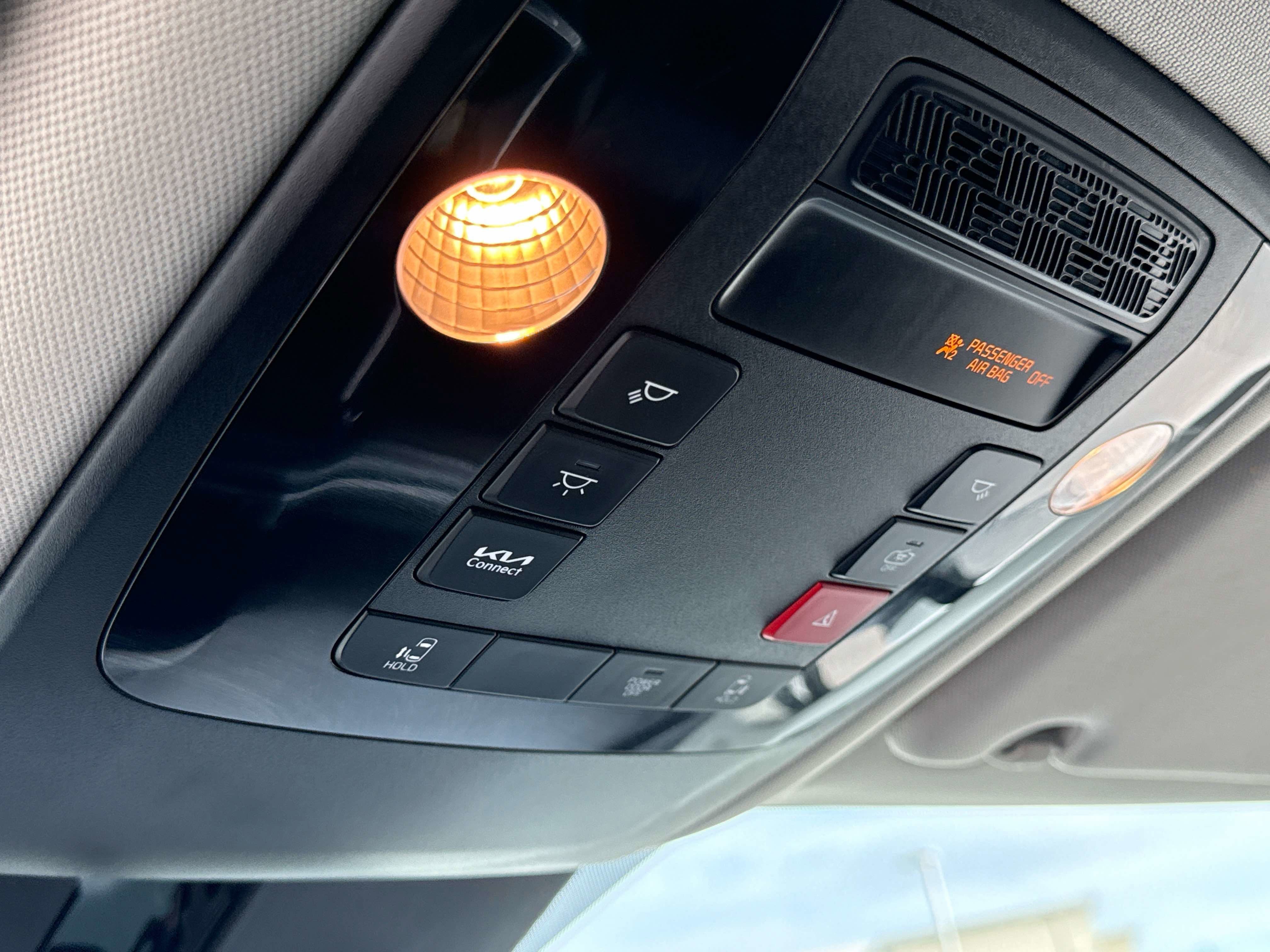 2025 Kia Carnival LXS